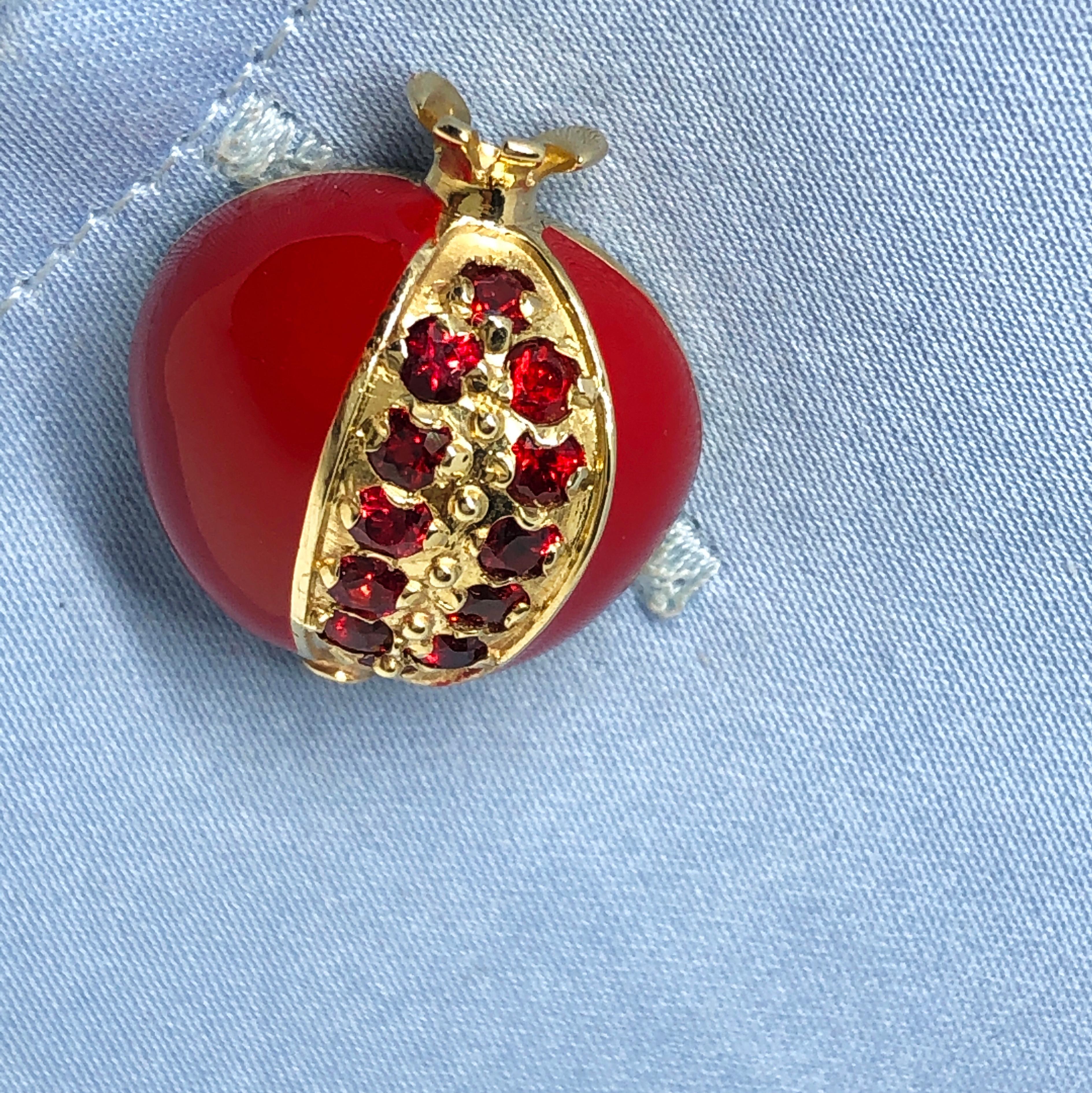 Berca 1.67 Karat Ruby Red Enamel Pomegranate Rock Crystal Back Gold Cufflinks 5