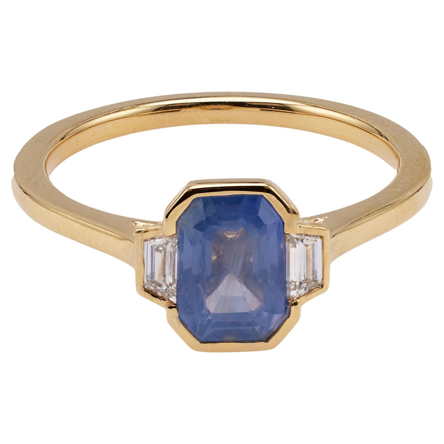 1.67 Carat Sapphire and Diamond 18k Yellow Gold Three Stone Ring For Sale