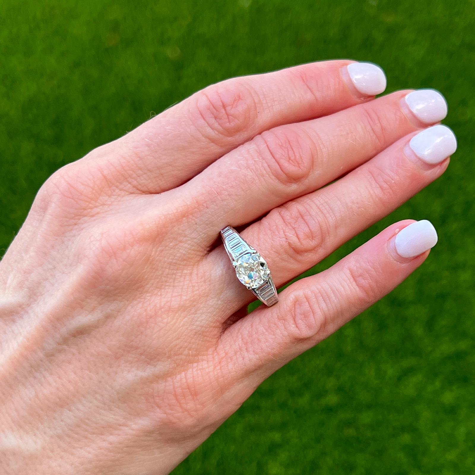 Women's 1.67 CT Old European Cut Diamond Platinum Engagement Estate Ring  For Sale