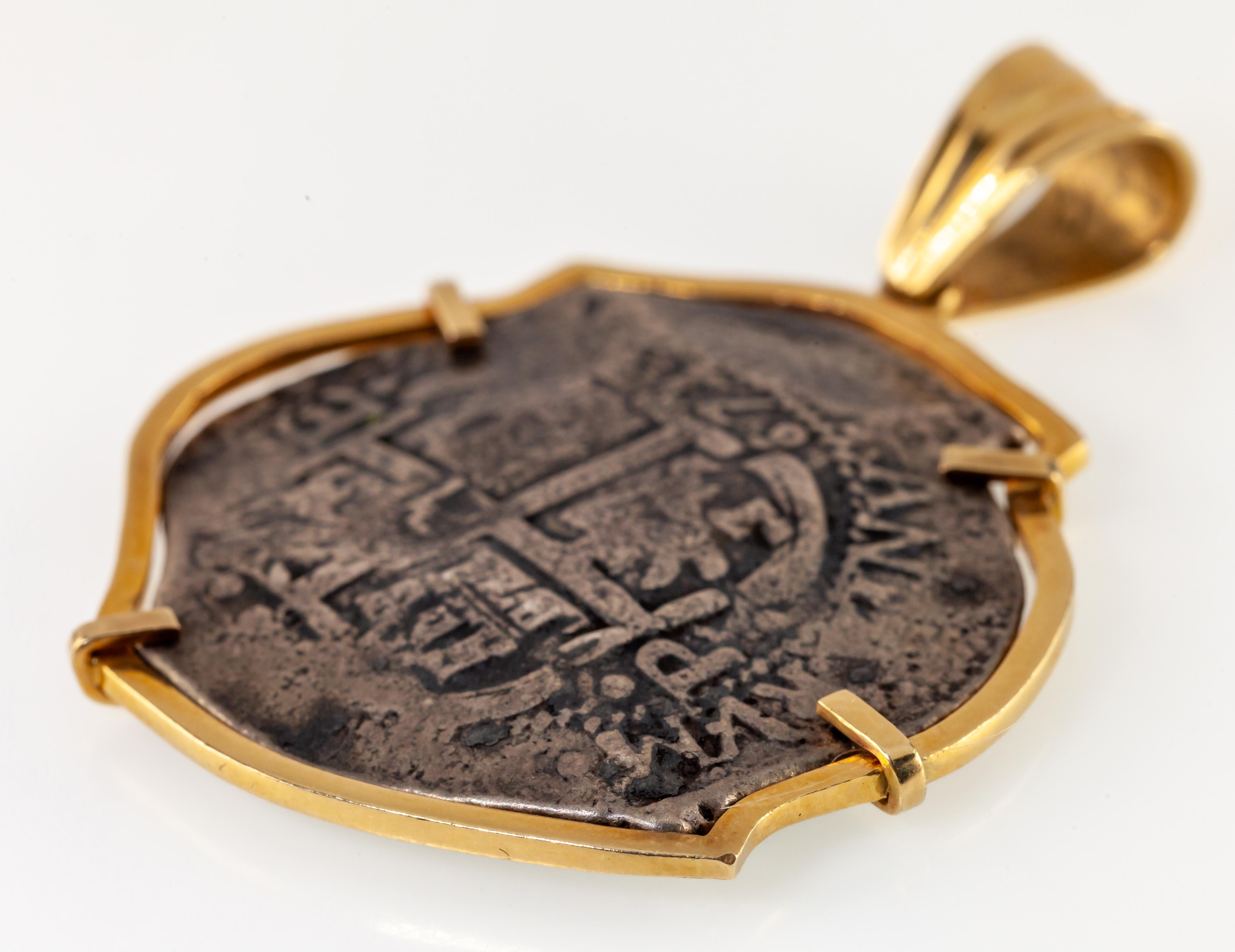 Moneta del naufragio del 1672 da 8 Reales in castone d'oro giallo 14k personalizzato con cauzione in vendita 2