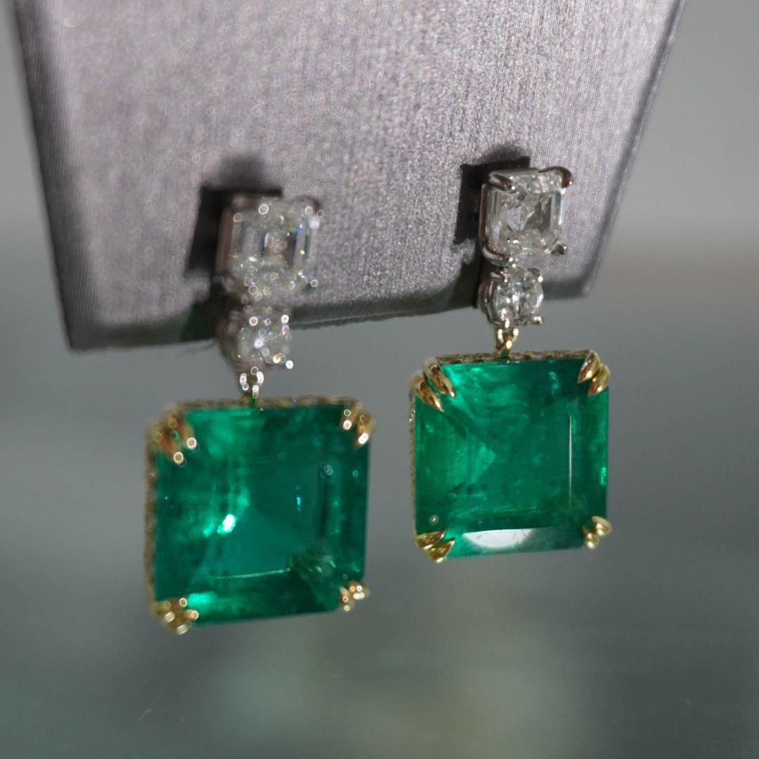 Women's 16.72 Carat Emerald Drop Earrings, Platinum, 18k Yellow Gold, Diamonds 3.12 For Sale