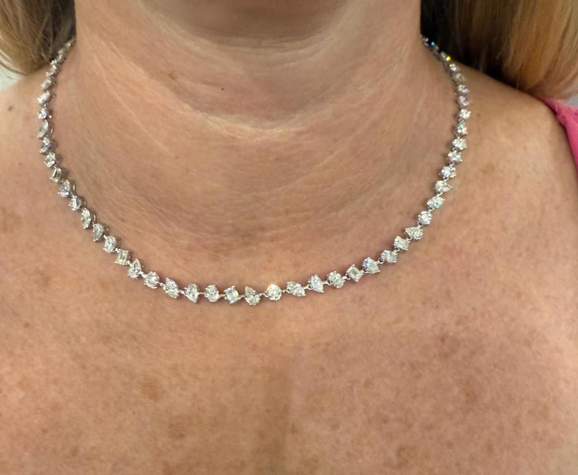 Moderne 16.73ct Multi Shape Diamond Tennis Necklace en vente