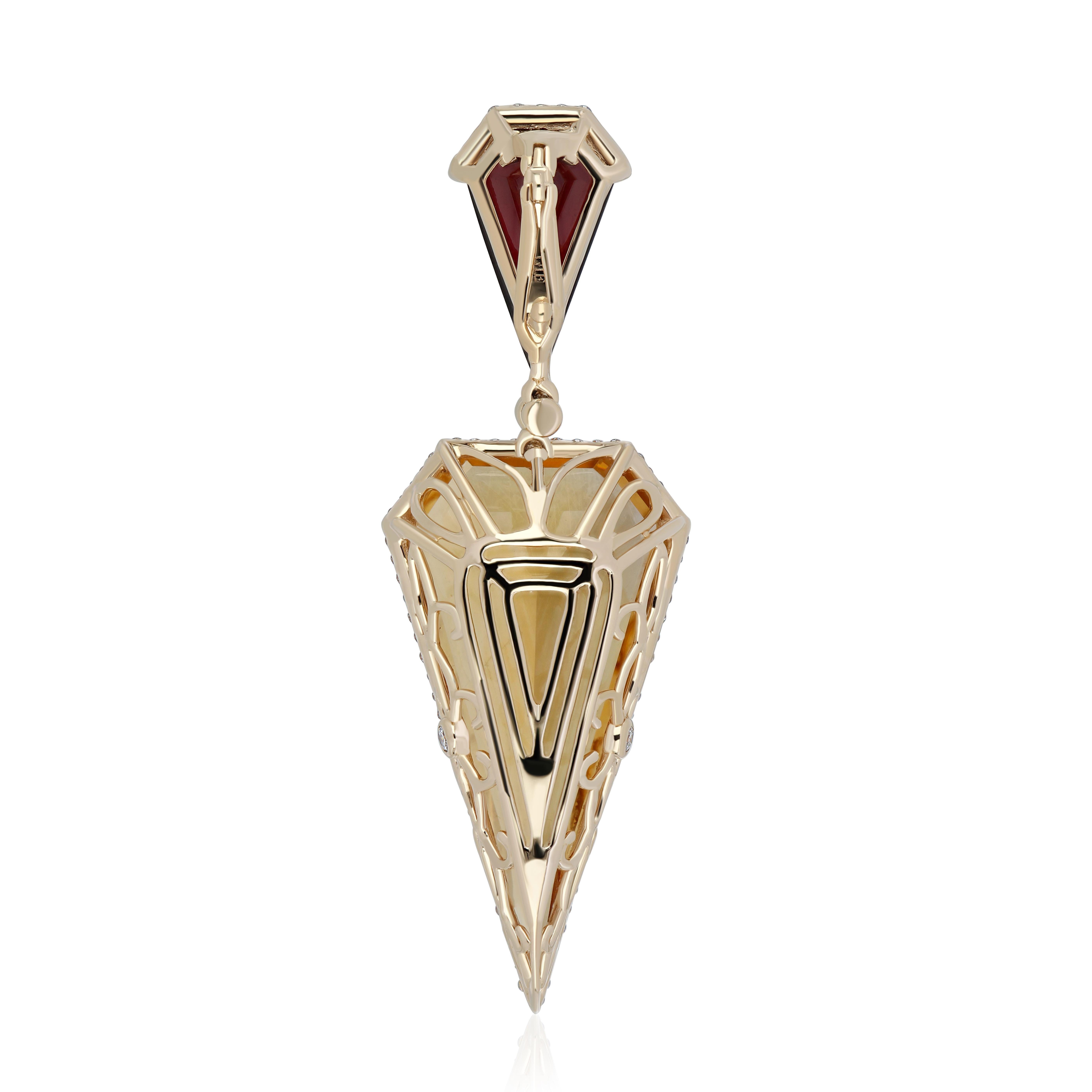 Moderne 16.75CT's Citrine, Grenat  Pendentif en or jaune 14 carats et diamant en vente