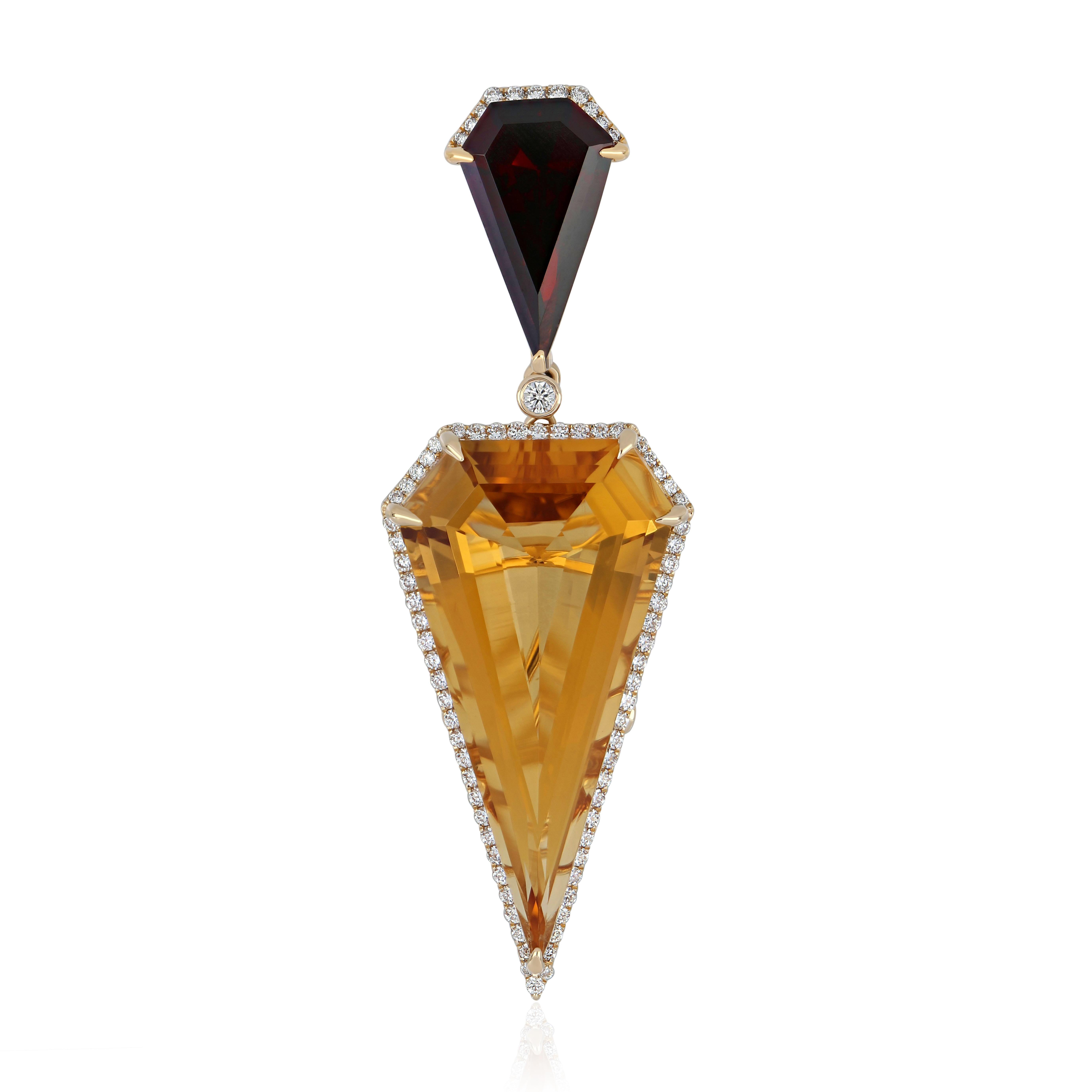 Taille mixte 16.75CT's Citrine, Grenat  Pendentif en or jaune 14 carats et diamant en vente