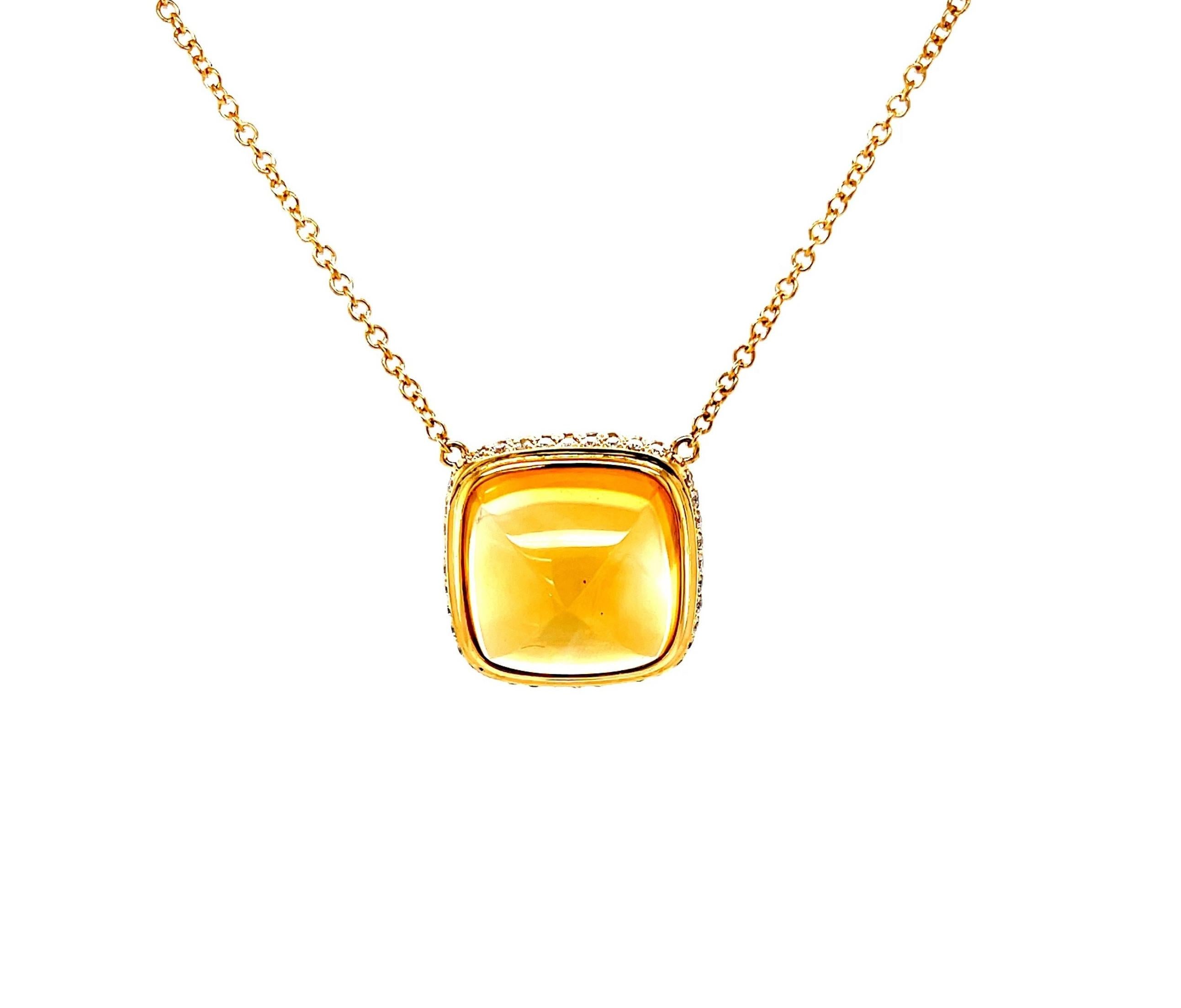 Ce magnifique collier peut être porté avec n'importe quoi, étant donné son coloris 