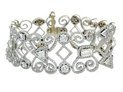 Bracciale a maglie larghe con diamanti da 16,79 carati e design a vortice aperto in oro bianco 14 carati