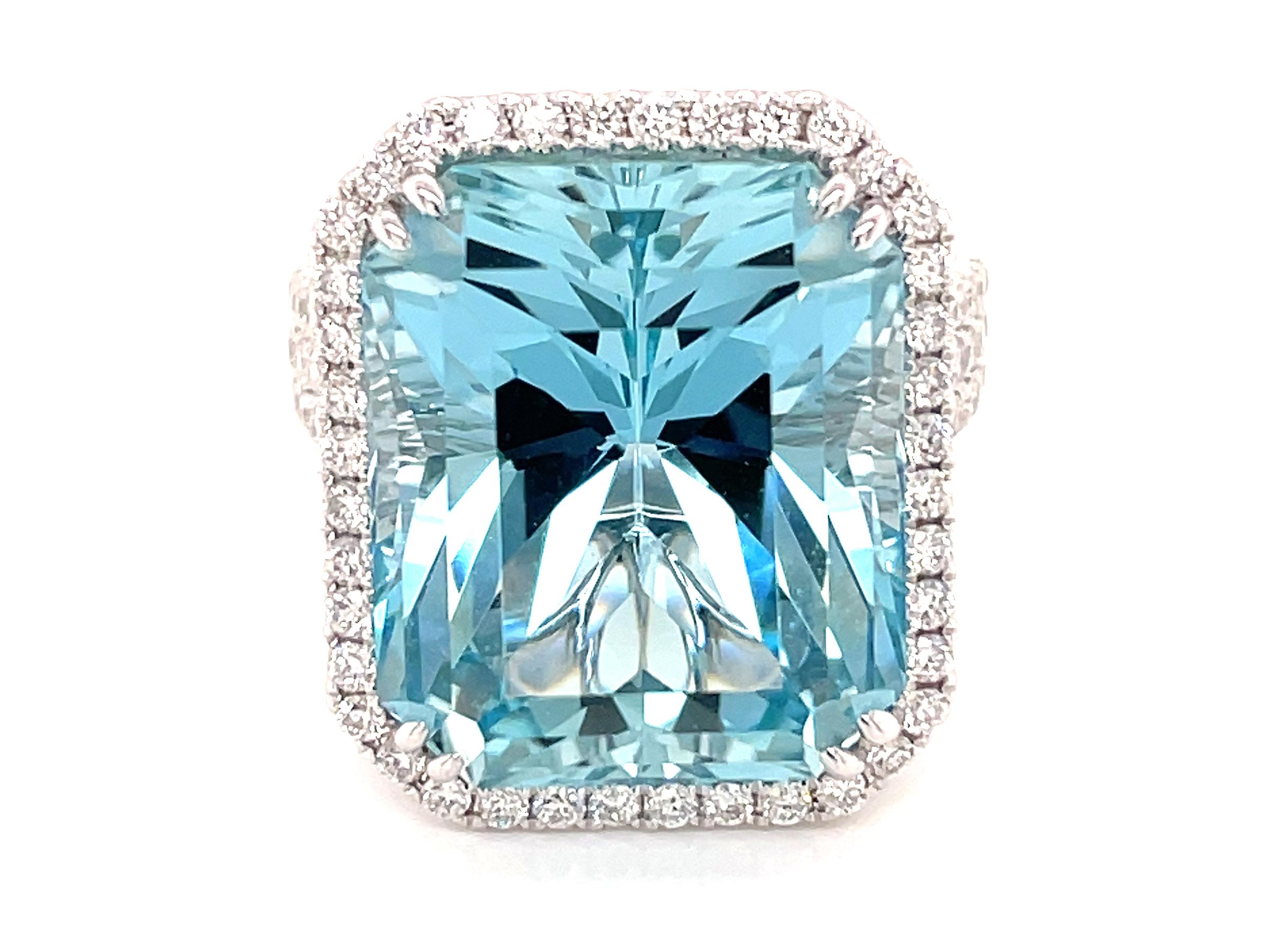 16.79 Carat Emerald Cut Aquamarine and Diamond Cocktail Ring For Sale 2
