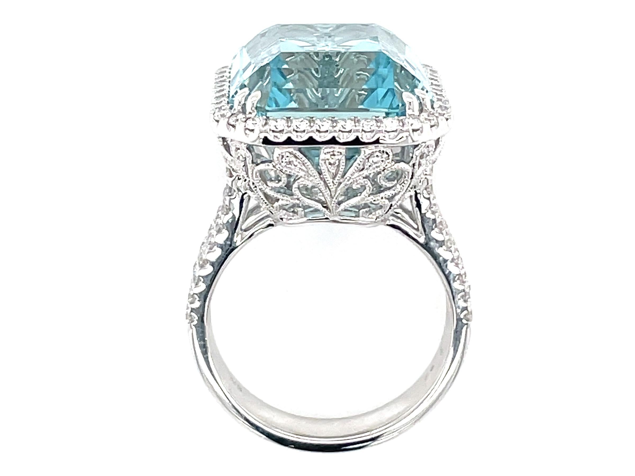 16.79 Carat Emerald Cut Aquamarine and Diamond Cocktail Ring For Sale 4