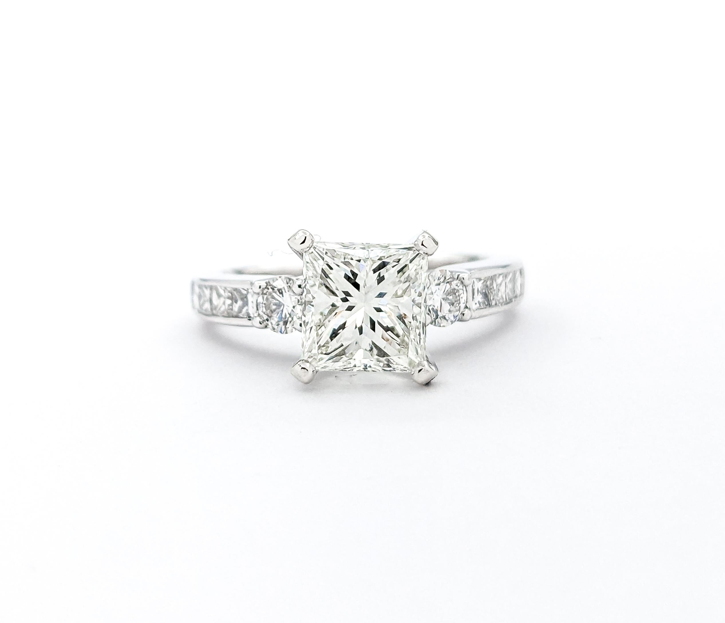 1.67ct Diamond Engagement Ring In White Gold For Sale 4