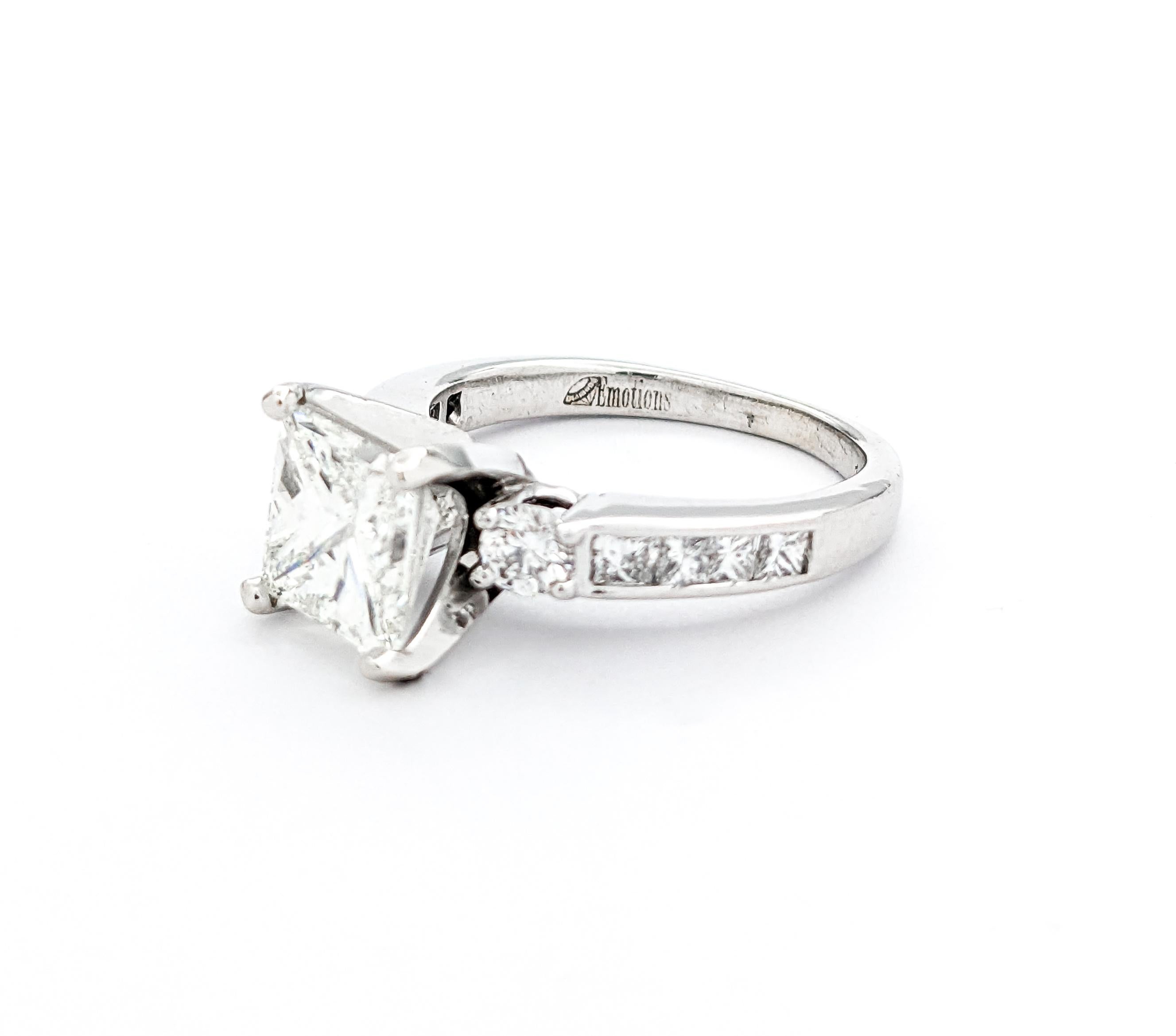 1.67ct Diamond Engagement Ring In White Gold For Sale 3