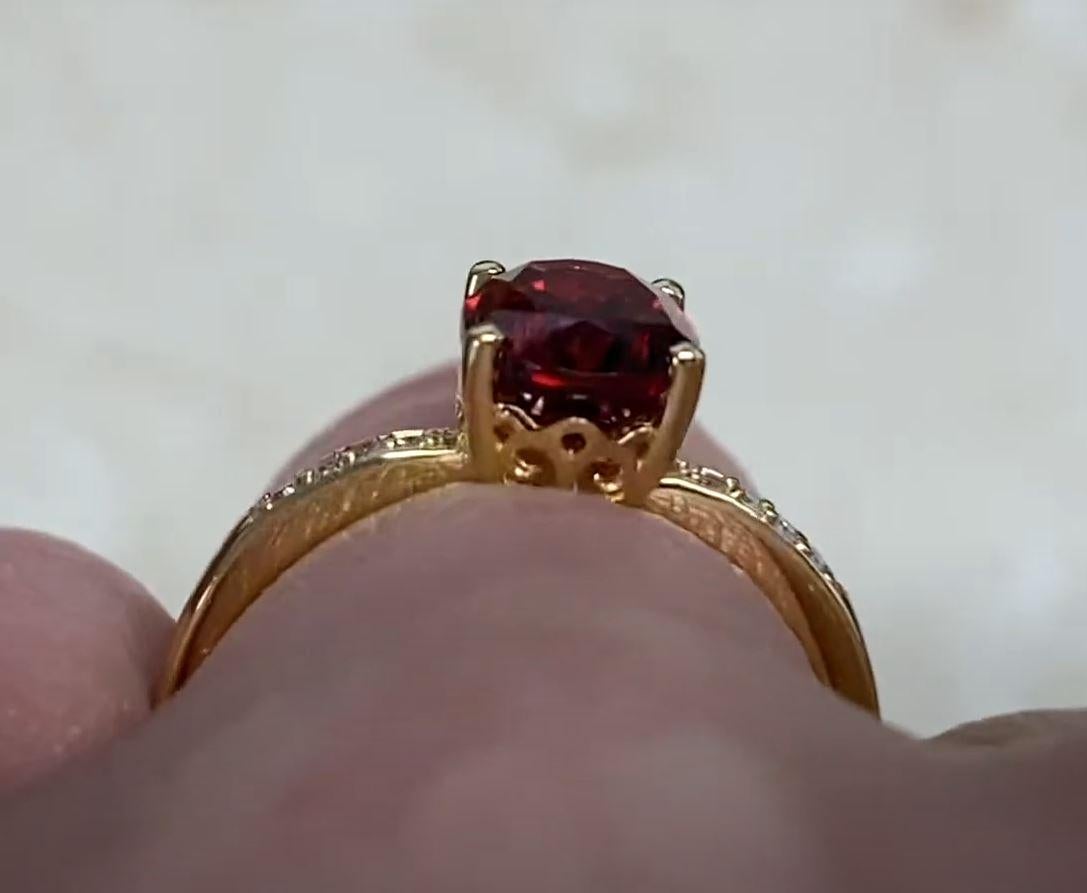 Women's 1.67ct Oval Cut Natural Garnet Engagement Ring, 14k Yellow Gold For Sale