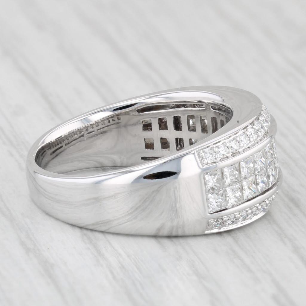 Bague d'anniversaire de mariage en or blanc 14 carats avec diamants 1,67 carat, taille 7 en vente 1