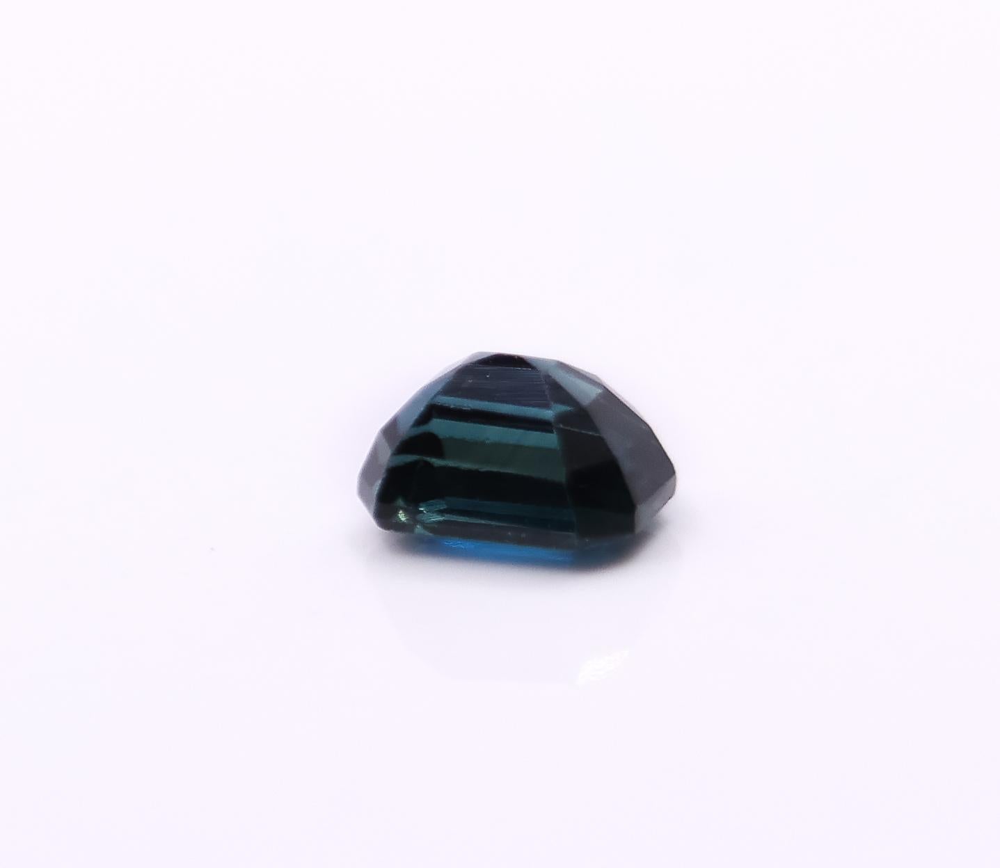 1.68 Carat Blue Sapphire Loose Gemstone Emerald cut 6x4mm For Sale 2