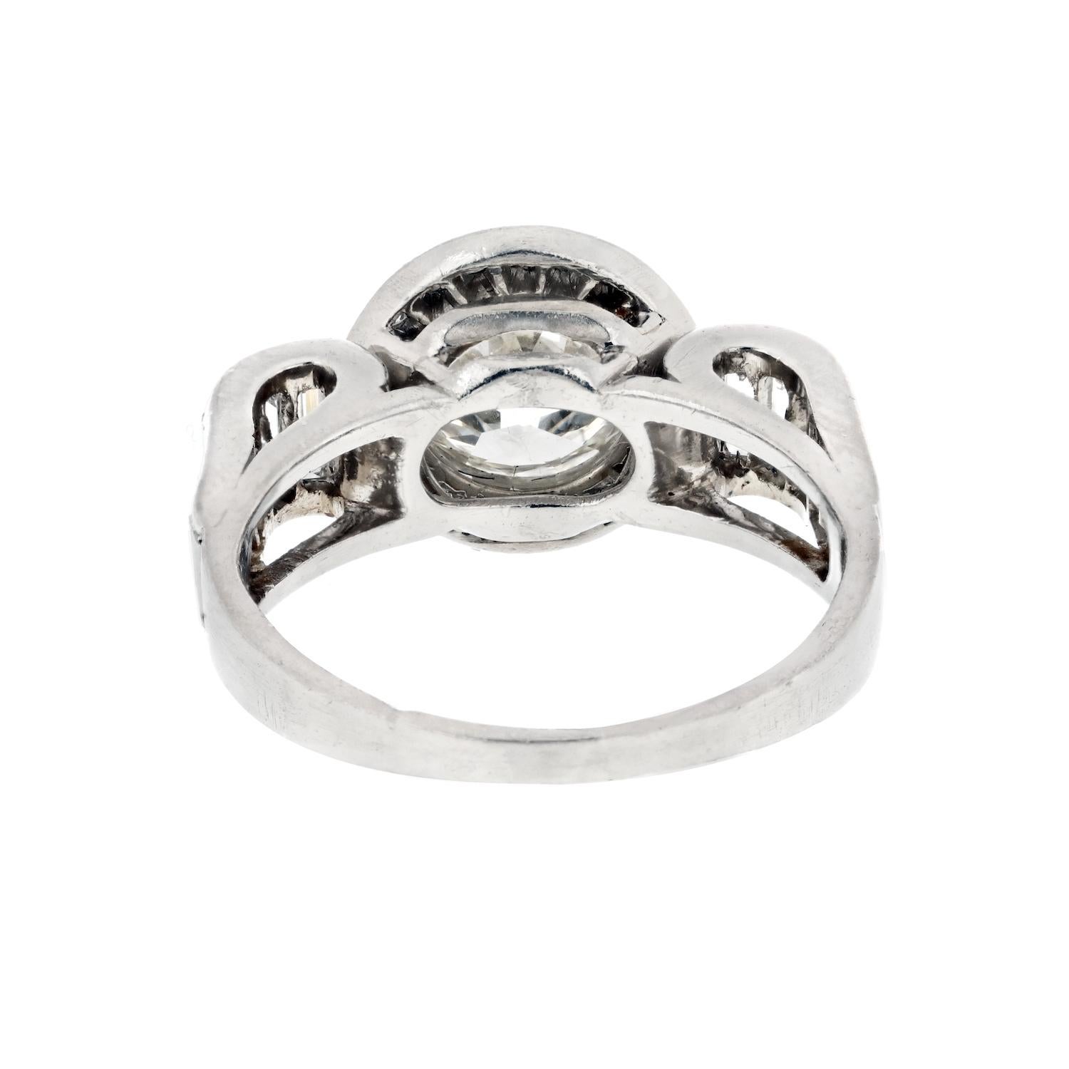 Women's 1.68 Carat Old European Cut Diamond K/VS1 GIA Vintage Engagement Ring For Sale