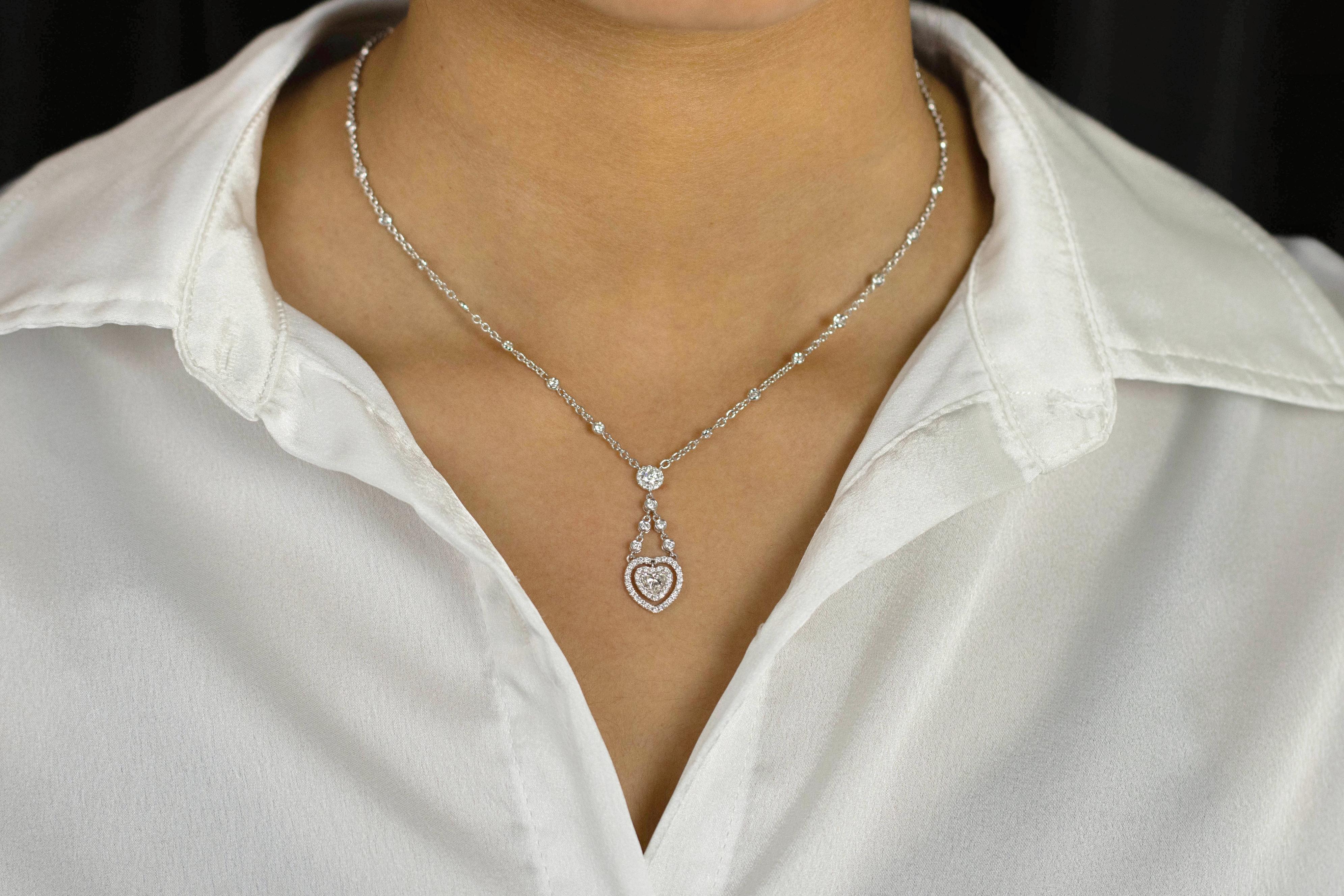 Taglio misto Roman Malakov Diamonds Collana con ciondolo a forma di cuore da 1,68 carati totali in vendita