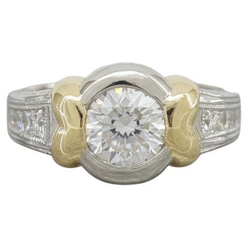 Anillo de compromiso de diamantes redondos talla brillante con bisel de 1,68 quilates de peso total en venta