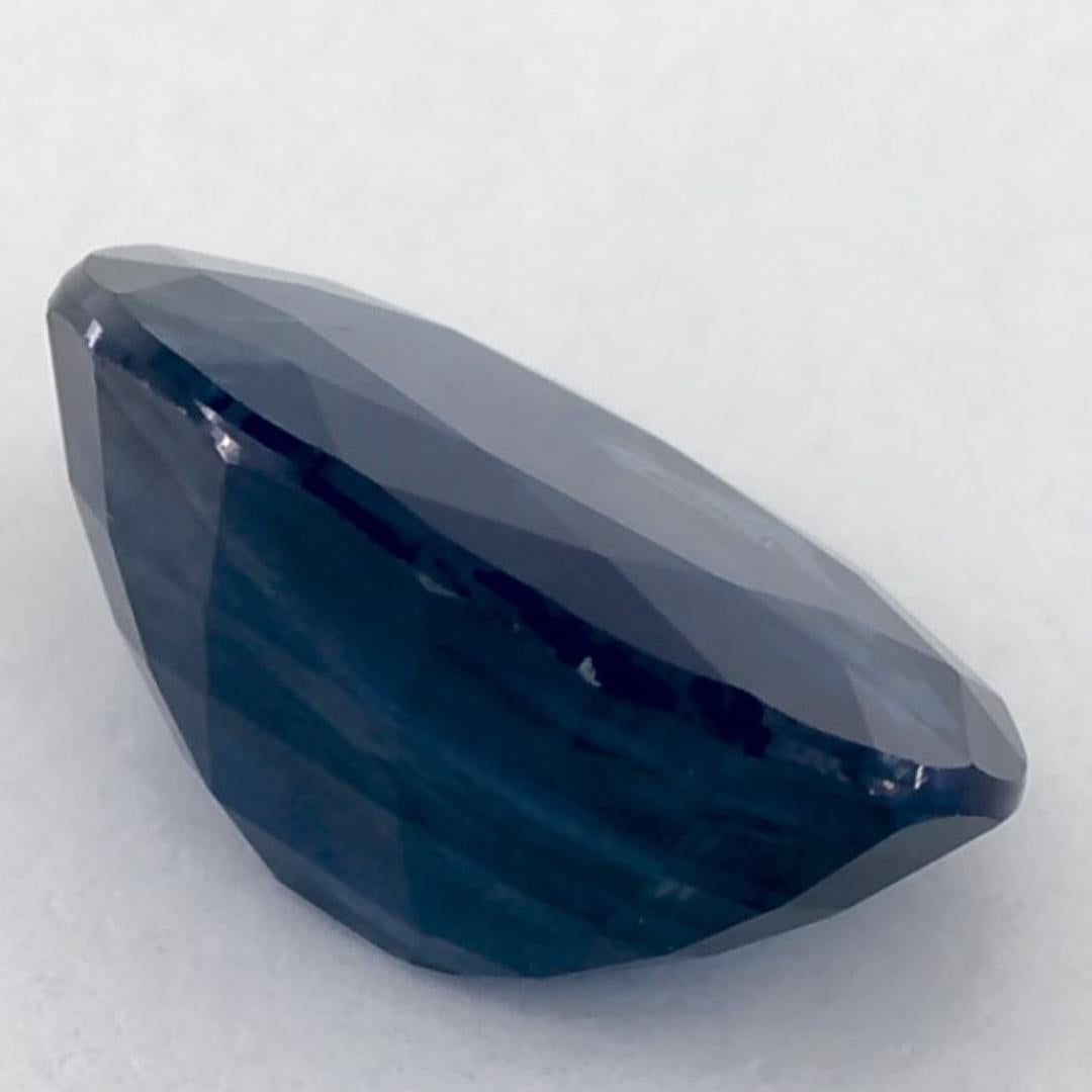 1.68 carati di zaffiro blu ovale sfuso in vendita 1