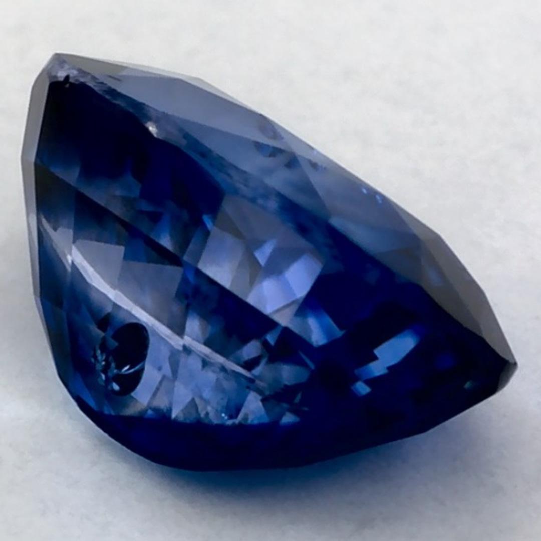 1.68 Ct Blue Sapphire Oval Loose Gemstone (pierre précieuse en vrac) en vente 1