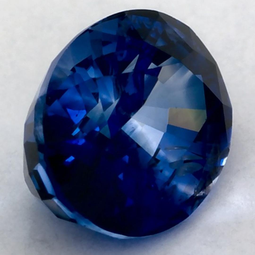 1.68 Ct Blue Sapphire Oval Loose Gemstone (pierre précieuse en vrac) en vente 2