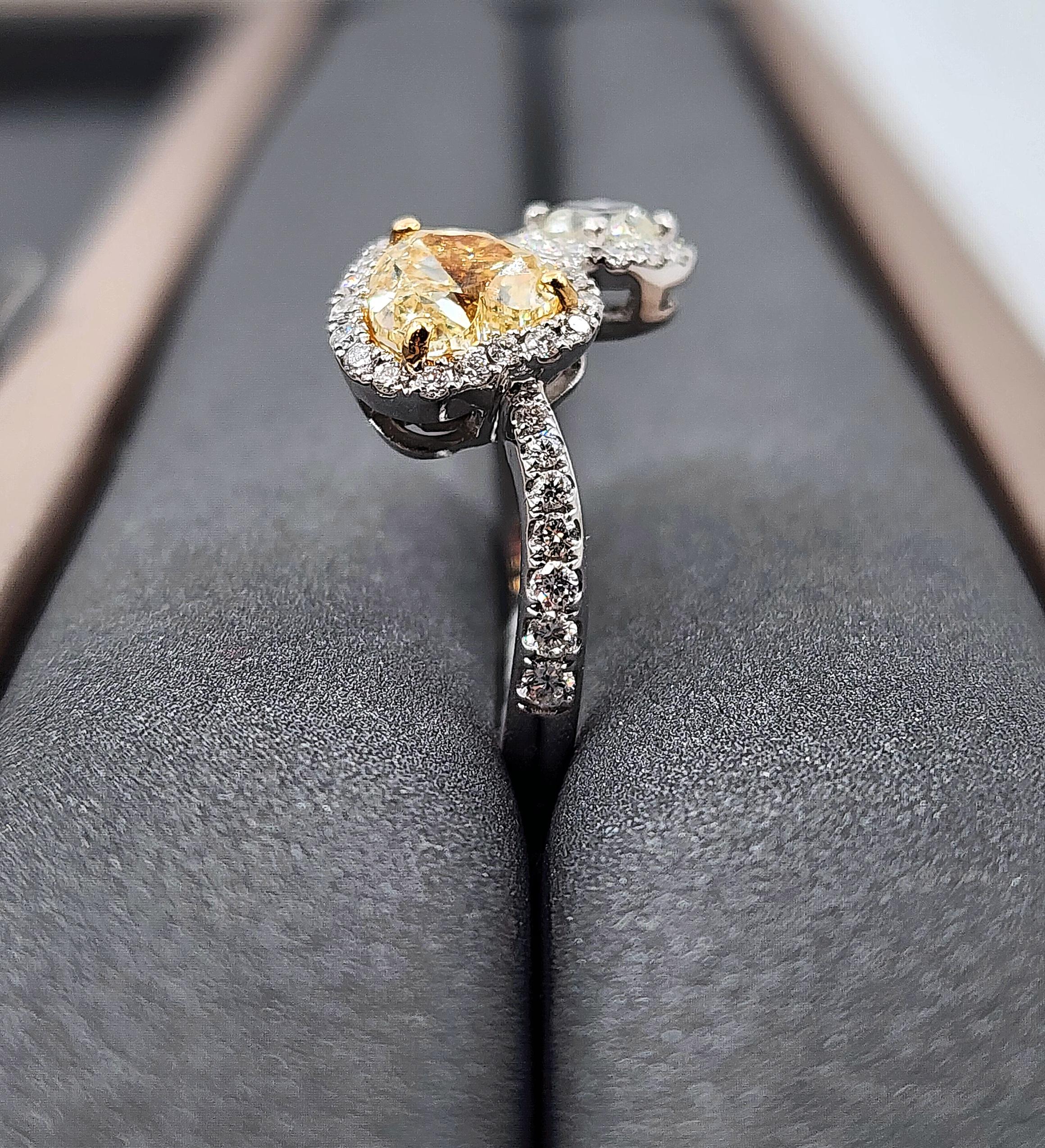 Anello con diamante giallo naturale Moi Et Toi da 1,68 carati in vendita 1