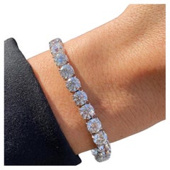 Vintage 16.80 Carat F-G/SI2 Round Diamond Platinum Tennis Bracelet