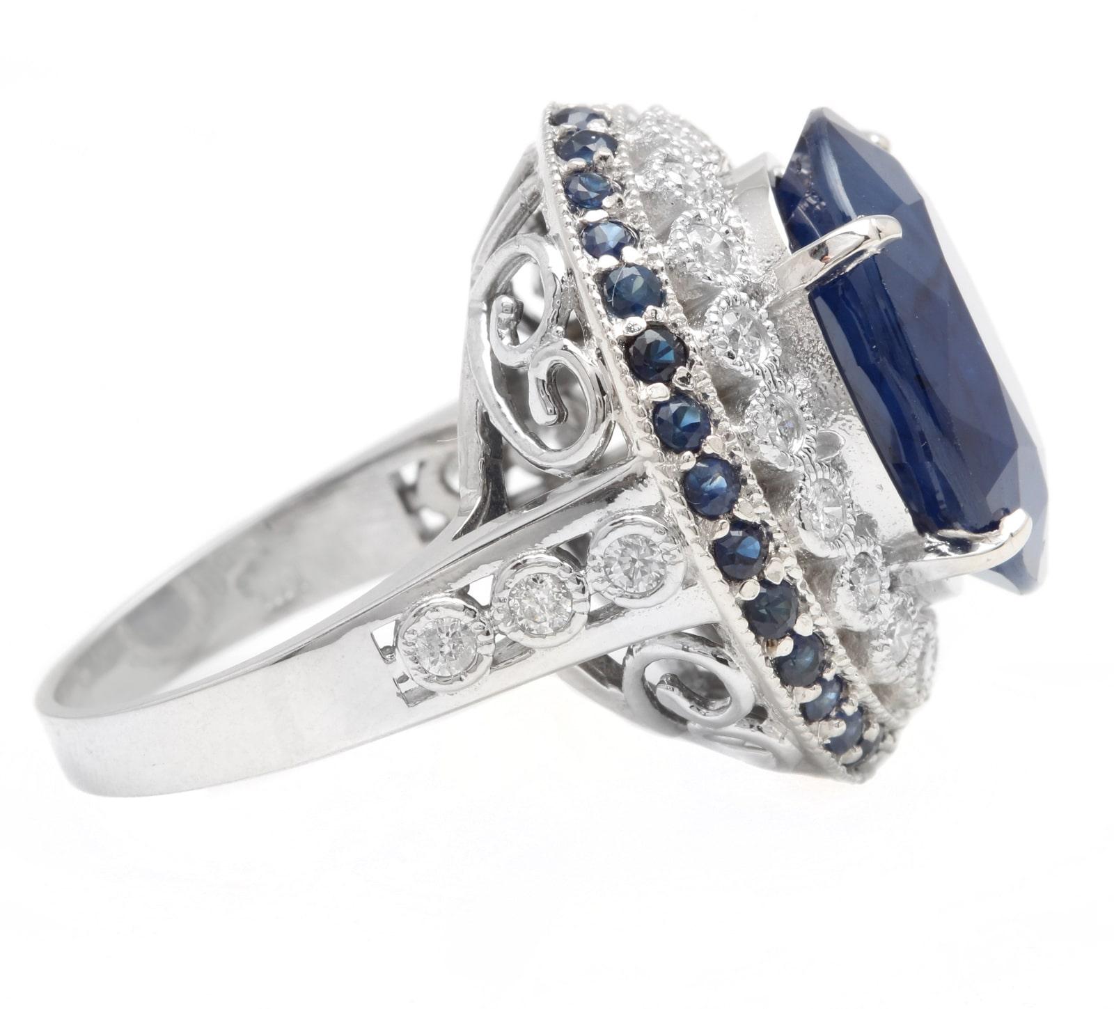 Mixed Cut 16.80ct Natural Blue Sapphire & Diamond 14k Solid White Gold Ring For Sale