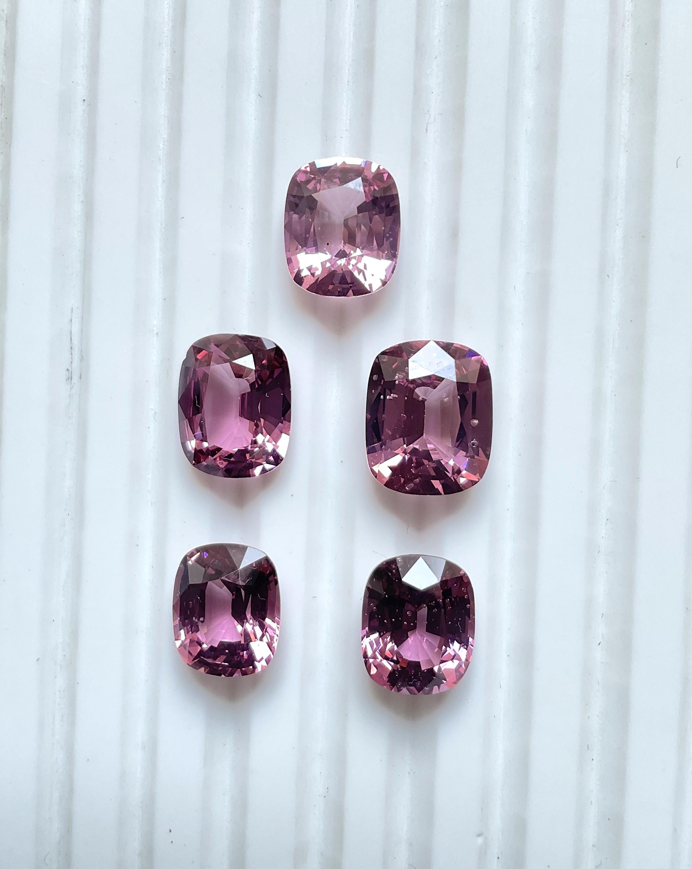 16.82 Carats Burma Spinel Natural Cushion Cut stone For Fine Jewelry Natural Gem in vendita 2