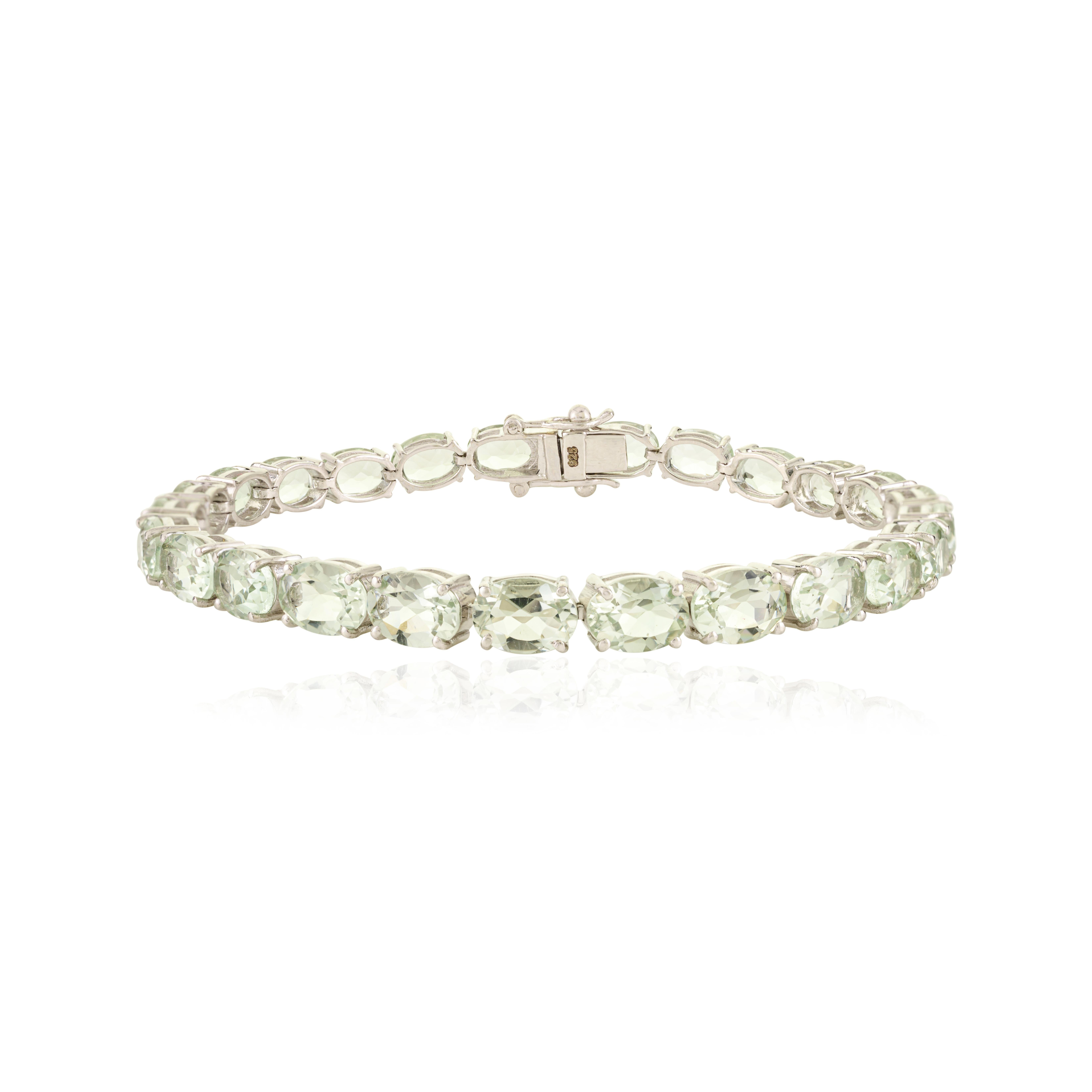 16.83 Ct Elegant Mint Green Amethyst Tennis Bracelet in 925 Silver Luxury Design For Sale 1
