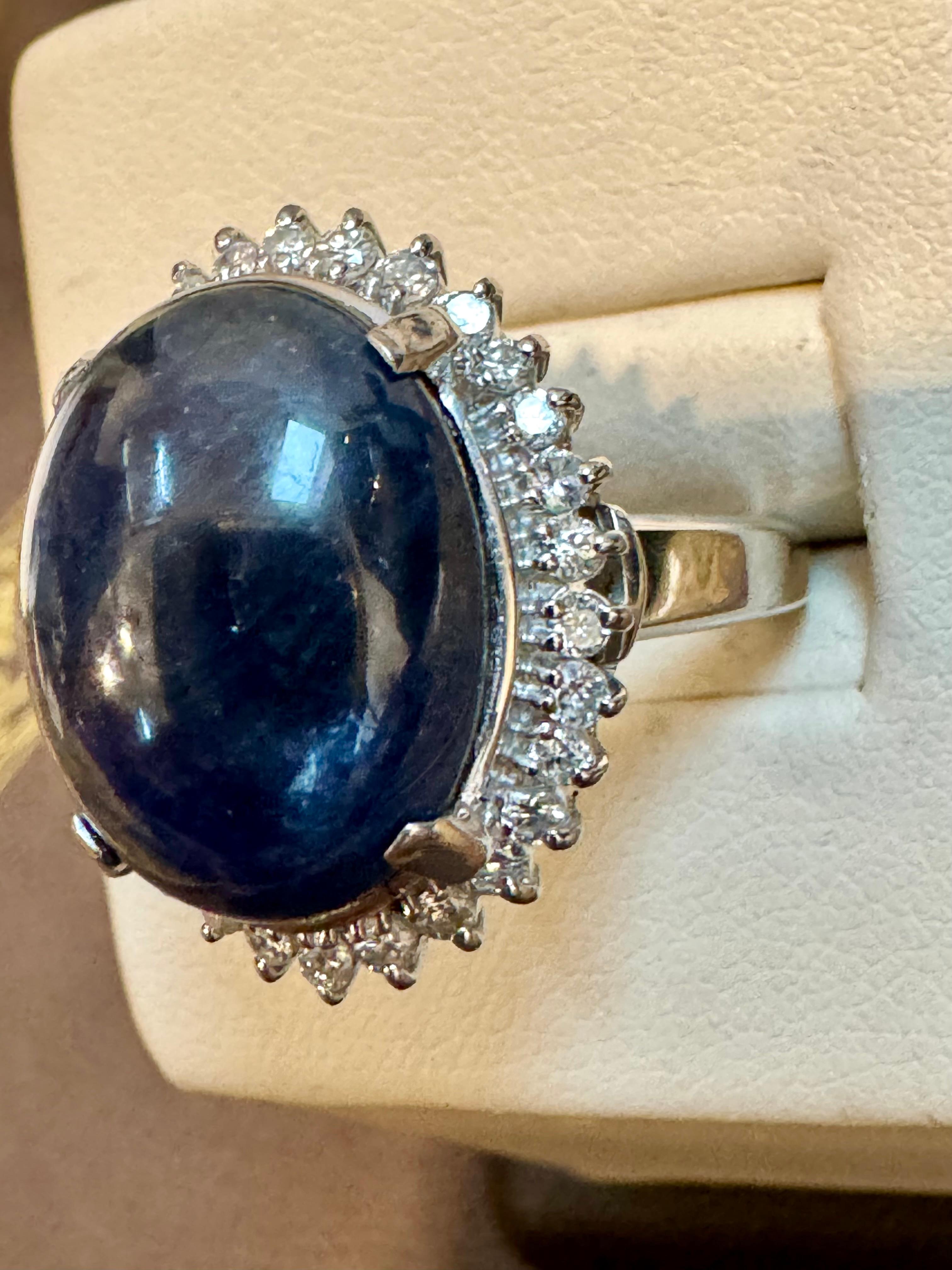 16.83 Ct Natural  Sapphire Cabochon & Diamond  Ring in Platinum Size 7 For Sale 4