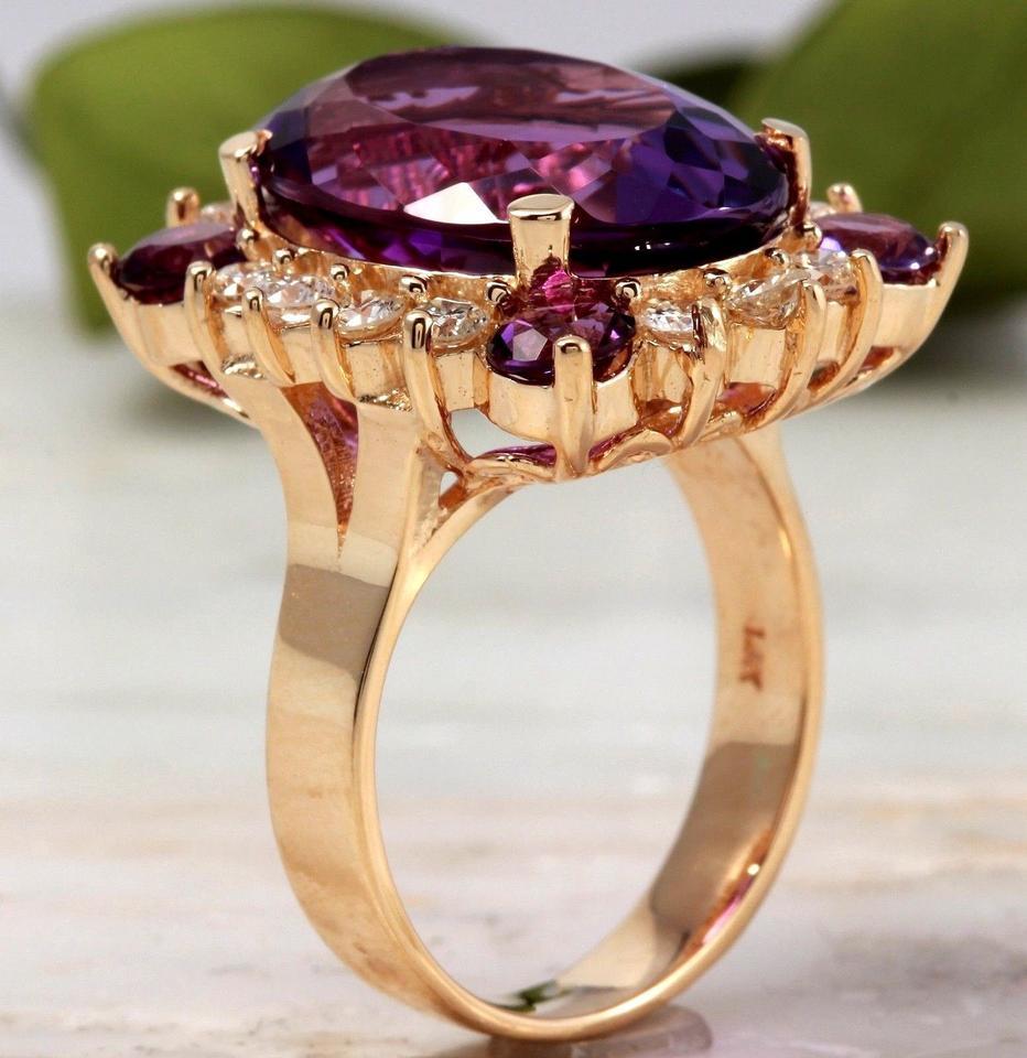 16.85 Carats Natural Amethyst and Diamond 14k Solid Yellow Gold Ring In New Condition For Sale In Los Angeles, CA