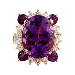 14 Karat massiver Gelbgold Ring mit 16,85 Karat natürlichem Amethyst und Diamant