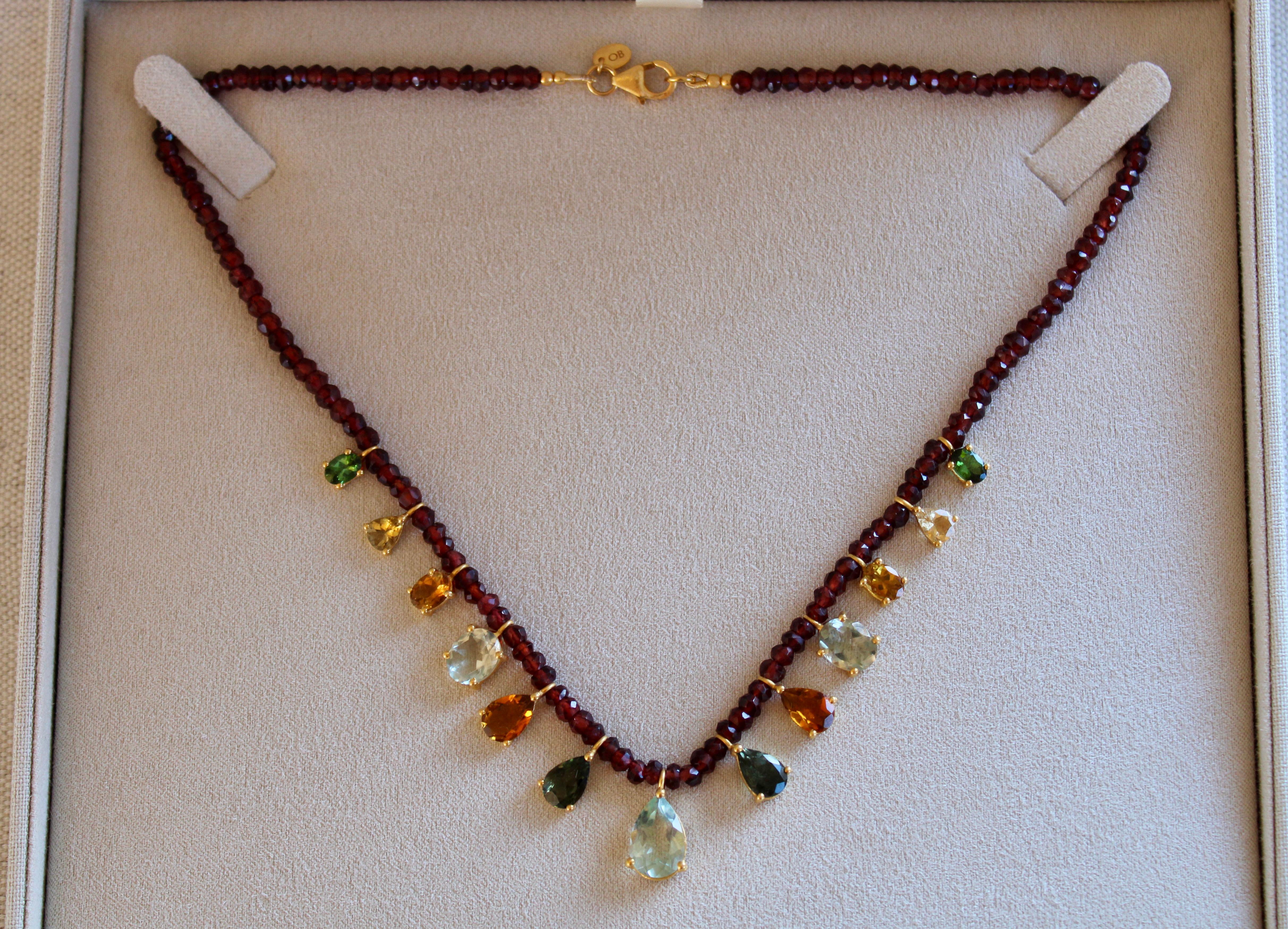 Pear Cut 16.87 Carat Green Amethyst & Tourmaline Gemstone Garnet Beaded Necklace  For Sale