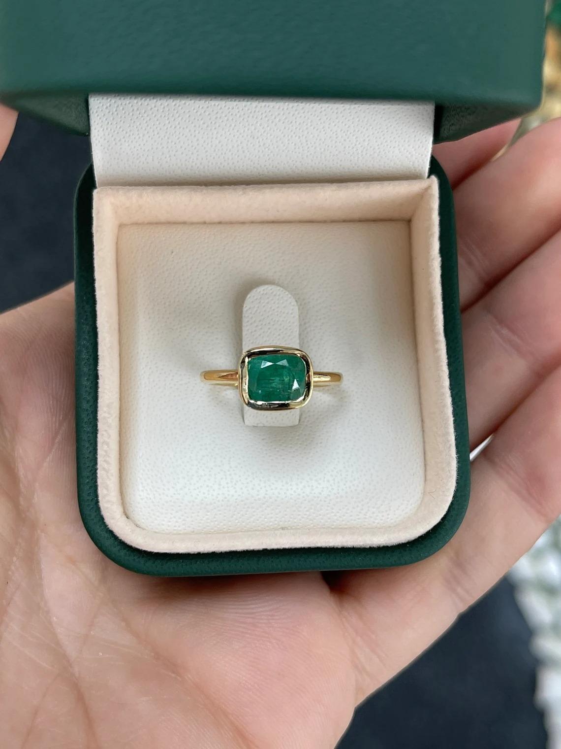 1.68ct 10K Natural East to West Cushion Cut Emerald Solitaire Bezel Gold Ring For Sale 2