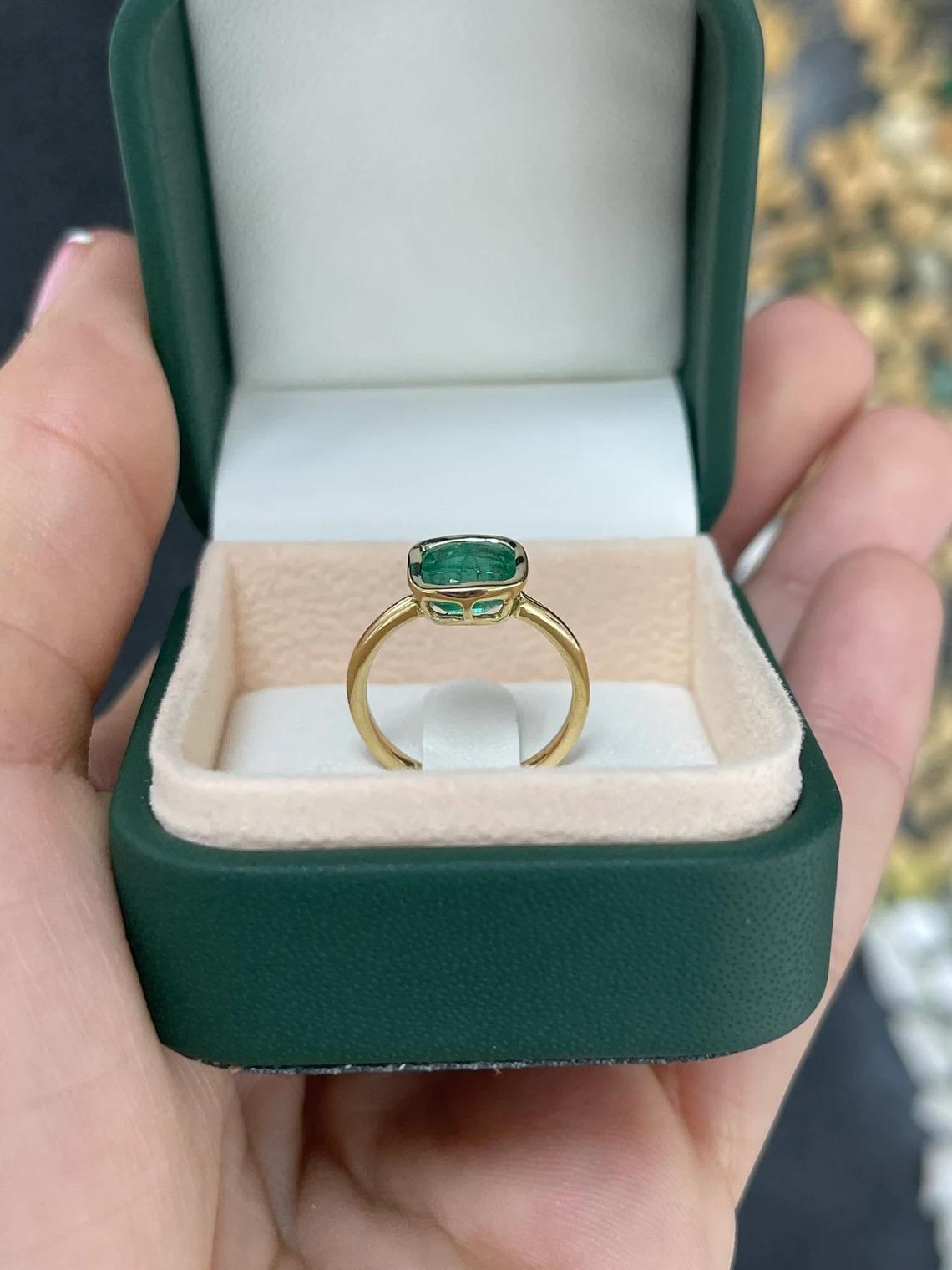 1.68ct 10K Natural East to West Cushion Cut Emerald Solitaire Bezel Gold Ring For Sale 4