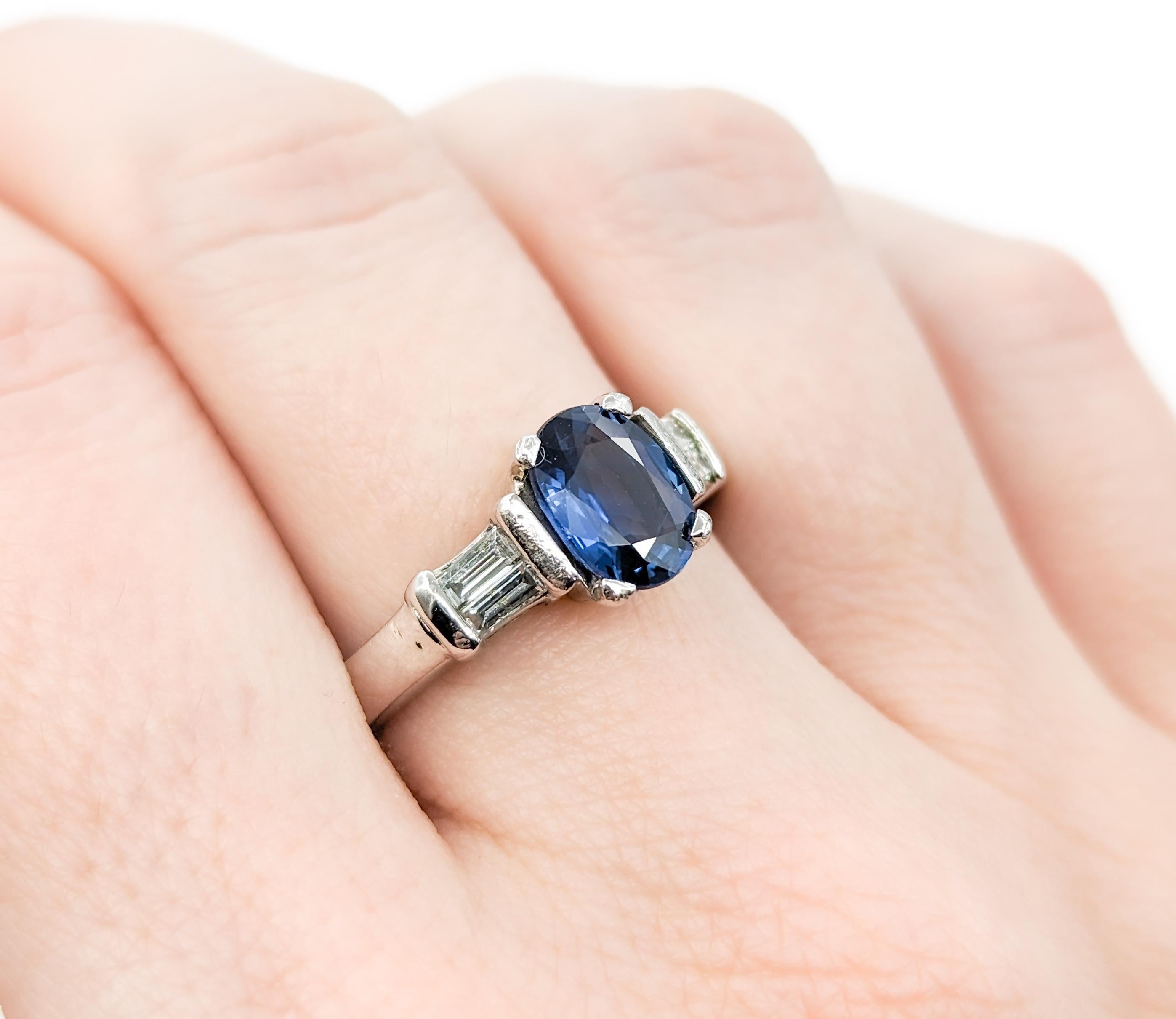 1.68ct Natural Oval Sapphire & Diamond Accent Ring in Platinum In Excellent Condition For Sale In Bloomington, MN