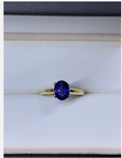 1.68ct Saphir Royal Ceylon Solitaire Bague de fiançailles en or jaune 18ct