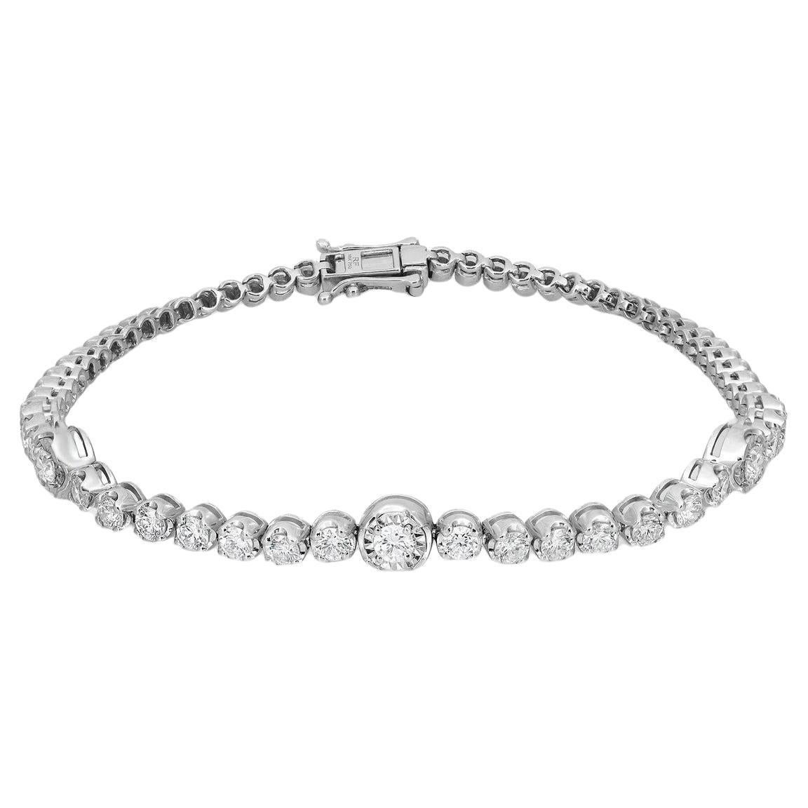 Bracelet tennis en or blanc 18 carats avec diamants de 1,69 carat   en vente