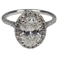 Anillo Halo de Diamantes Ovalados de 1,69 quilates