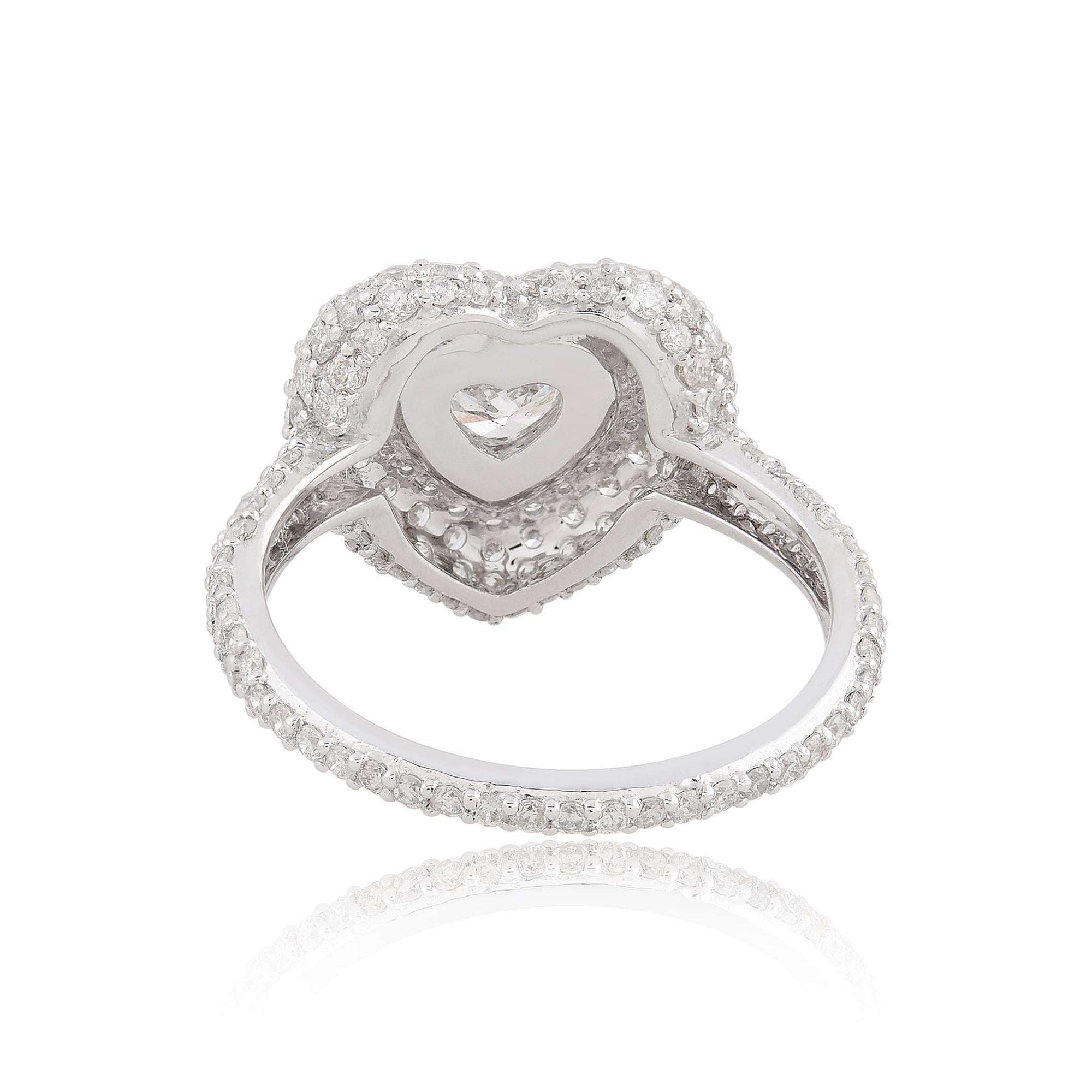 1.69 Carat SI Clarity HI Color Heart Diamond Ring 18 Karat White Gold Jewelry In New Condition For Sale In Diera, Dubai