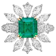 1.69 Carat Sunflower Emerald Bridal Ring in 18KWYG with White Diamond.
