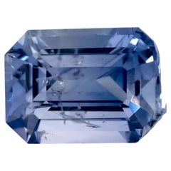 Pierre précieuse taille octogonale saphir bleu 1.69 carat