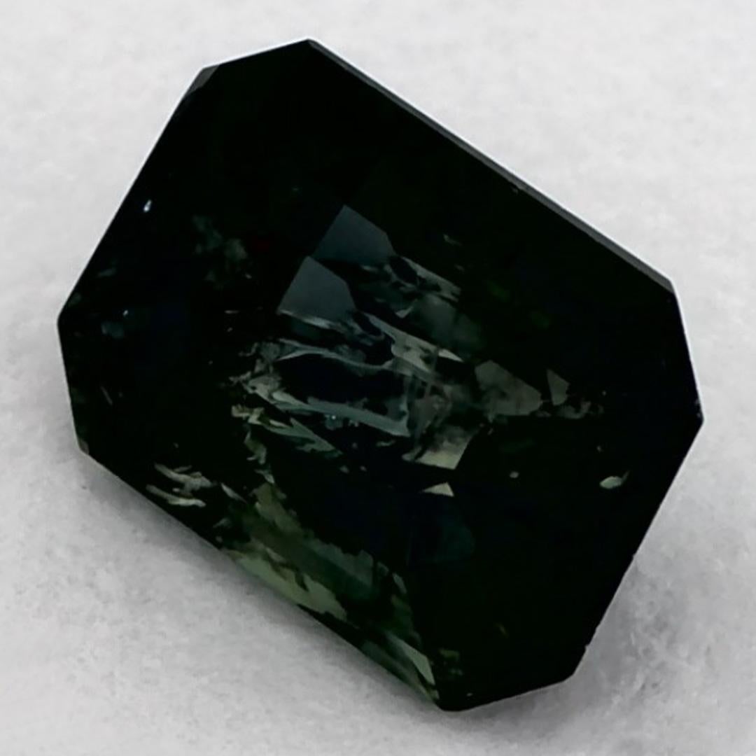 Ottagono 1.69 carati di zaffiro verde ottagonale sfuso in vendita