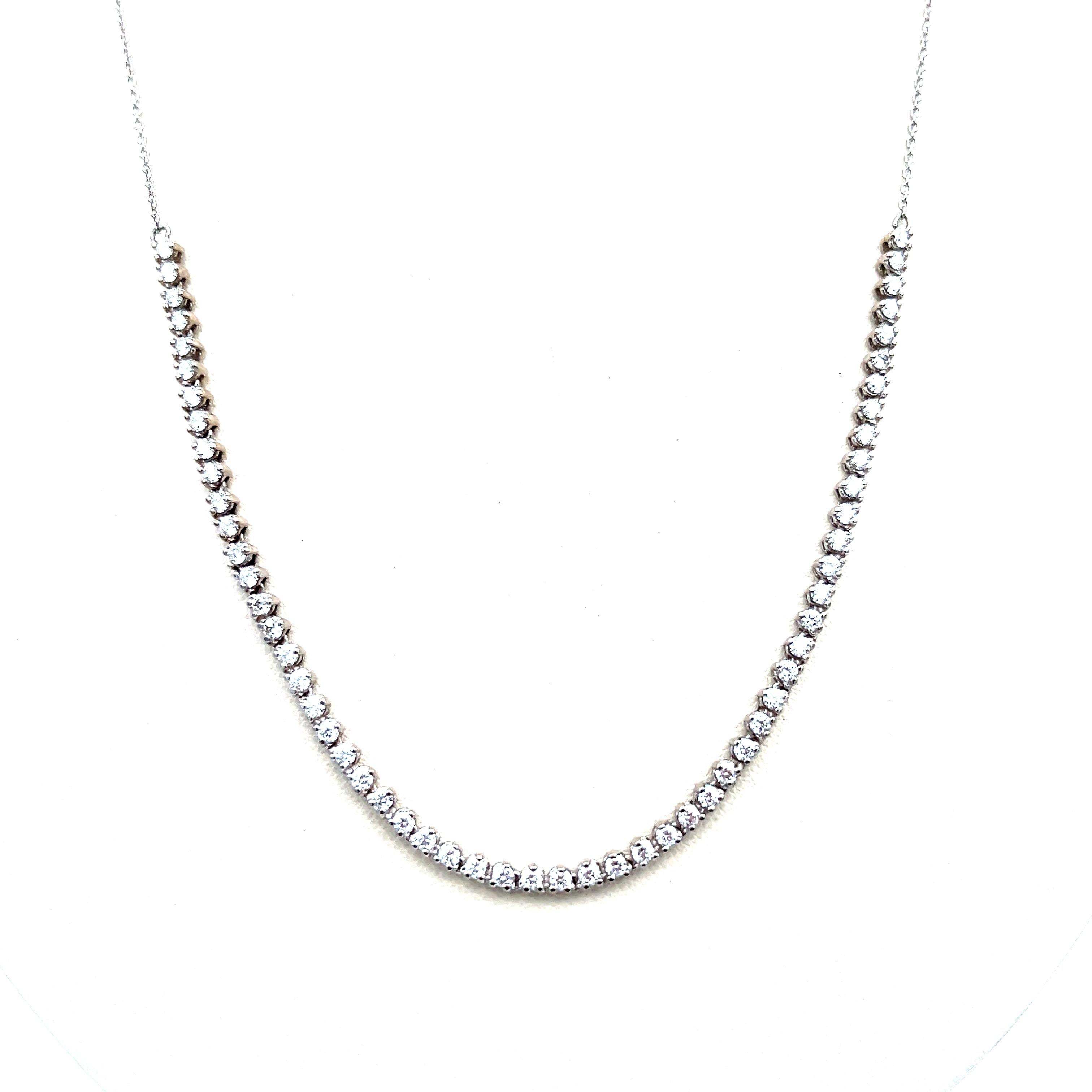 1.69 ct Half-Way Diamond Tennis Necklace In New Condition For Sale In Chicago, IL