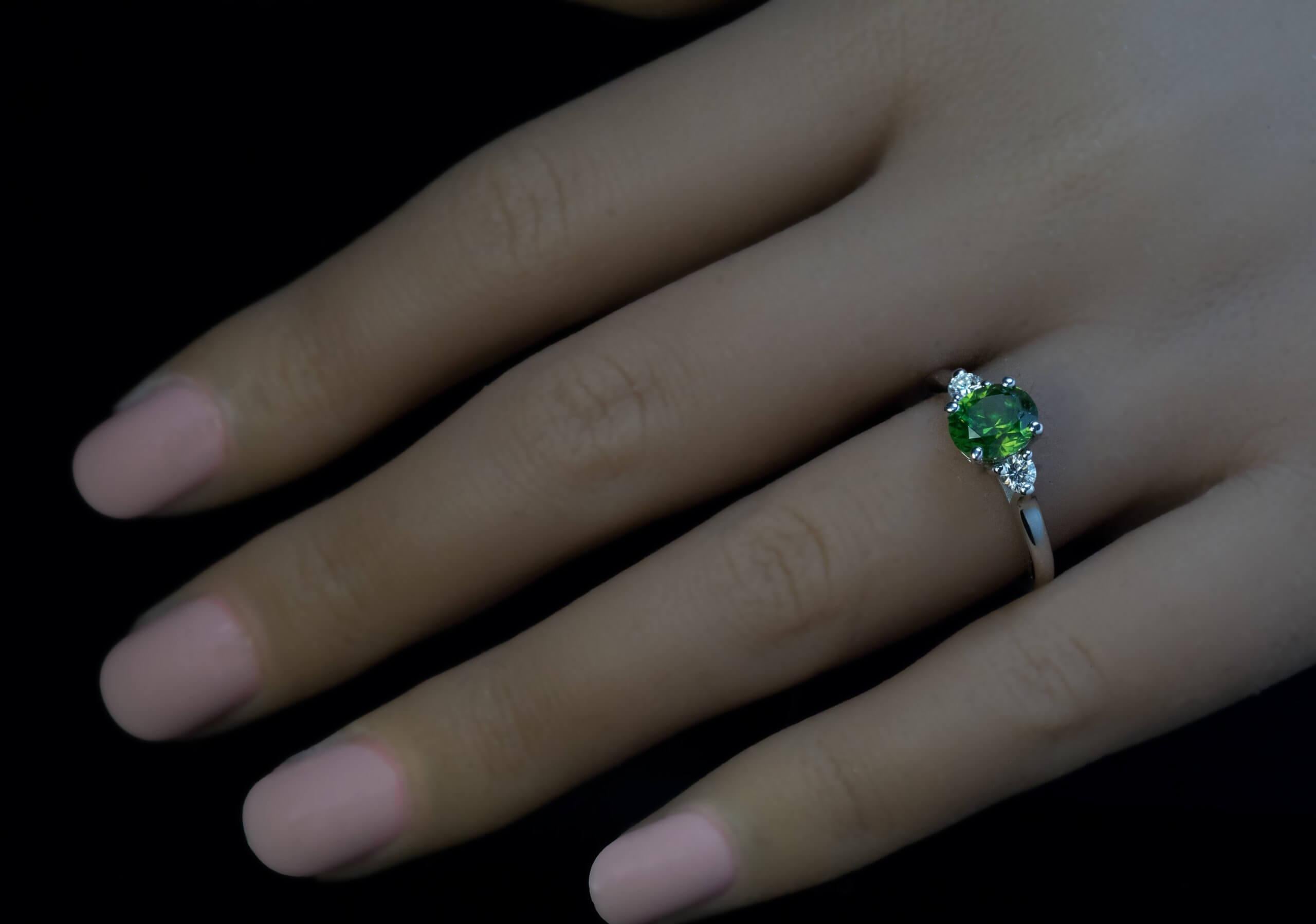 1.69ct Russian Demantoid Diamond Engagement Ring In New Condition For Sale In Chicago, IL