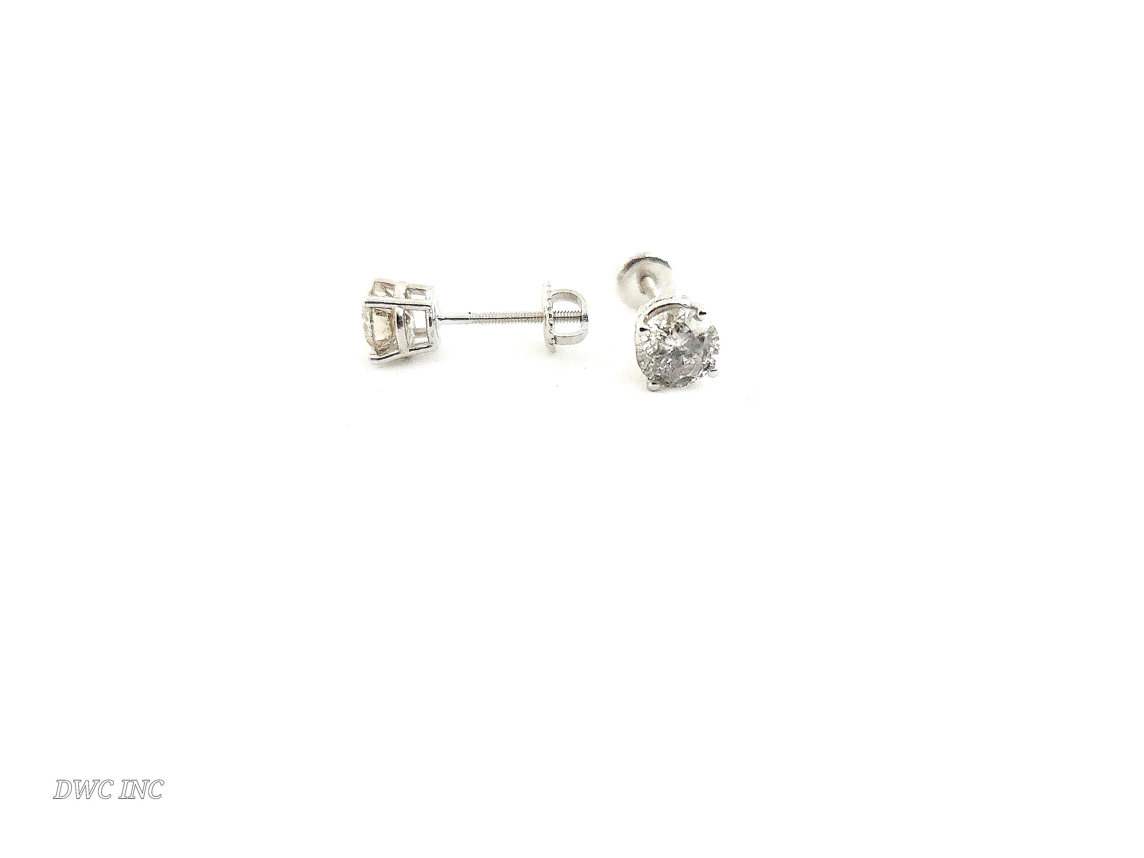Women's or Men's 1.69 Ctw Natural Diamond Round Sqrue back Studs White Gold For Sale
