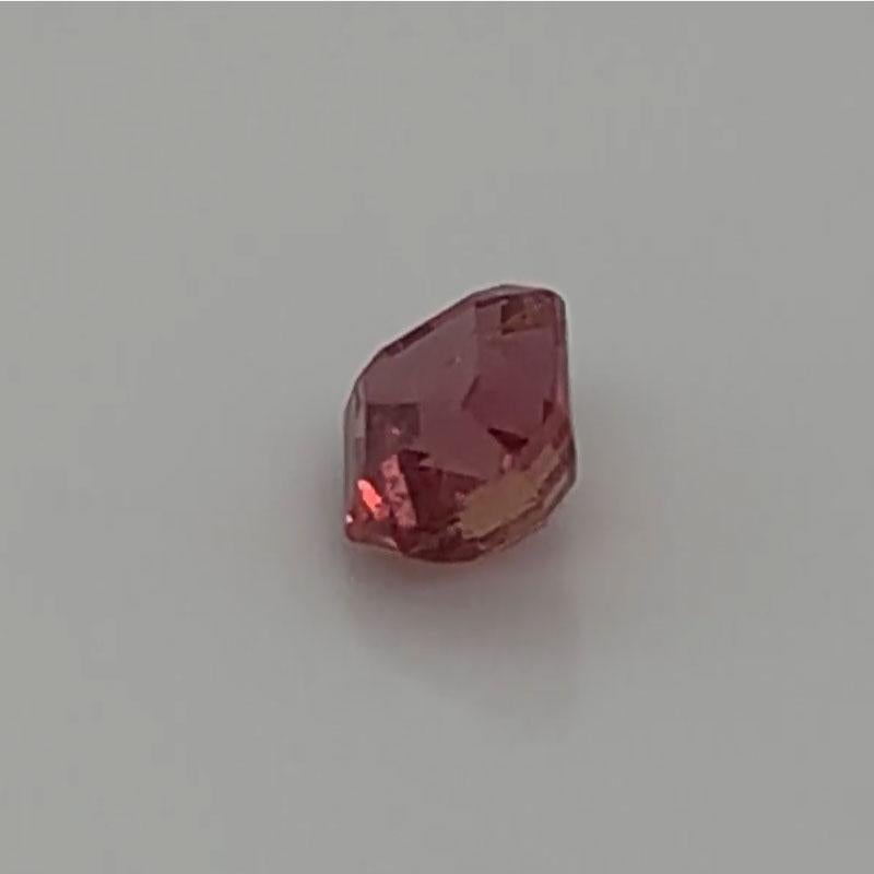 pink sapphire color