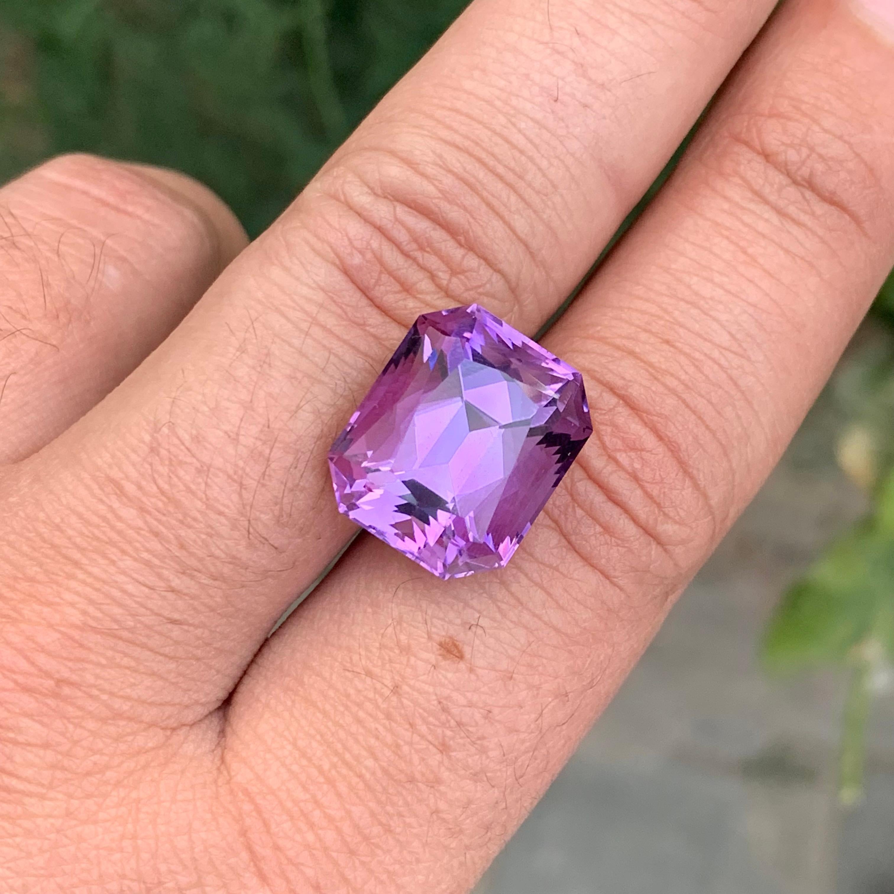 16.90 Carat Natural Loose Amethyst Octagon Shape Gemstone (Améthyste en vrac en forme d'octogone) en vente 4