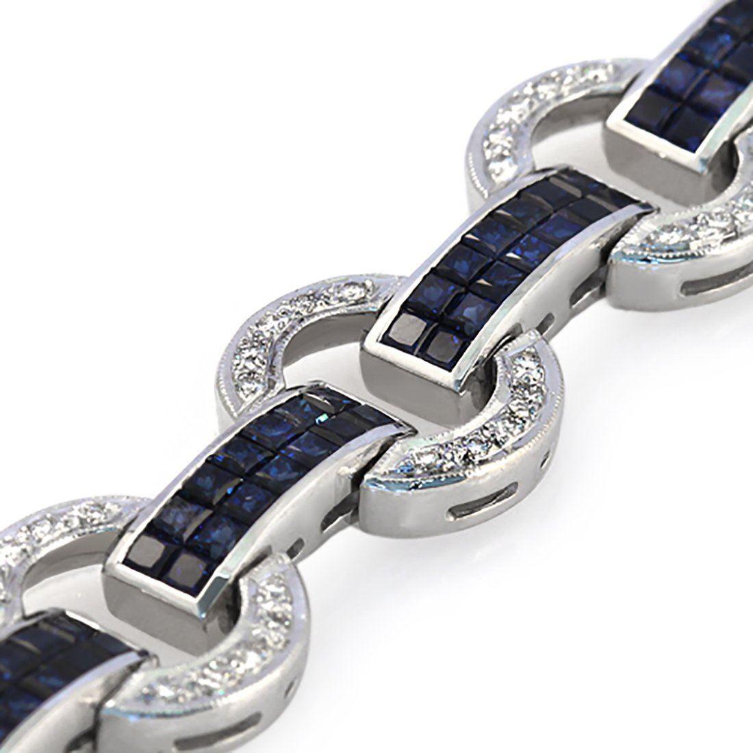 16.94 Carat Natural Blue Sapphire and 1.00 Carat Diamonds 18 Karat Gold Bracelet For Sale 1