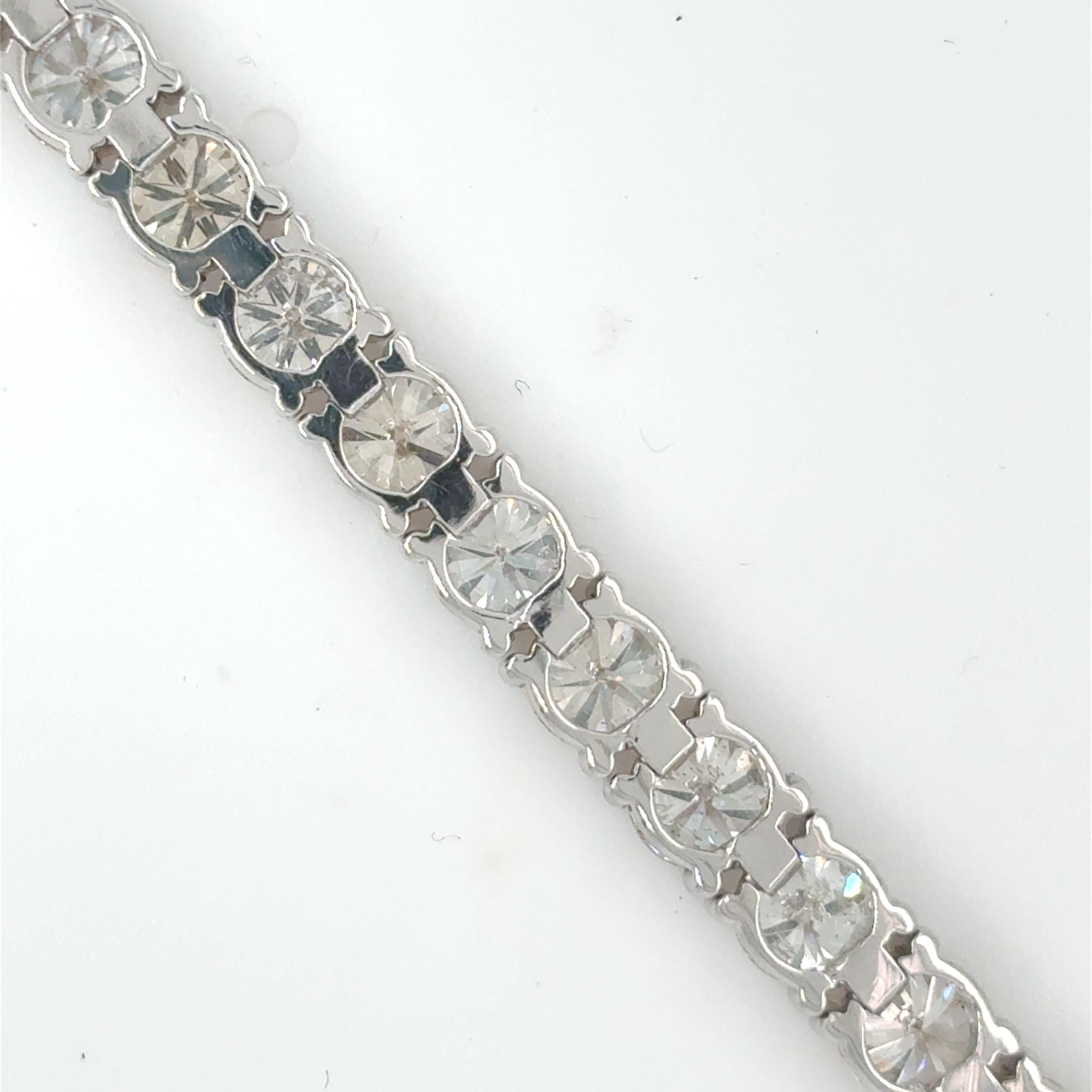 16,95 Karat Brillantschliff Diamant Weißgold Tennisarmband im Angebot 5