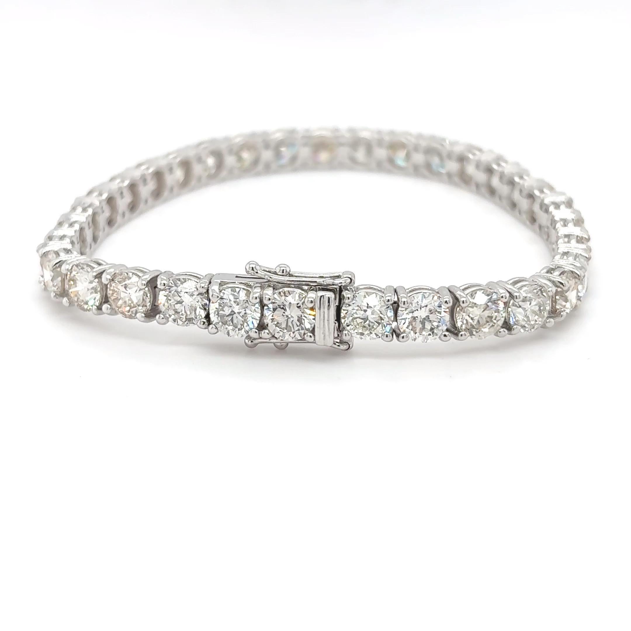 16,95 Karat Brillantschliff Diamant Weißgold Tennisarmband im Zustand „Neu“ im Angebot in Trumbull, CT